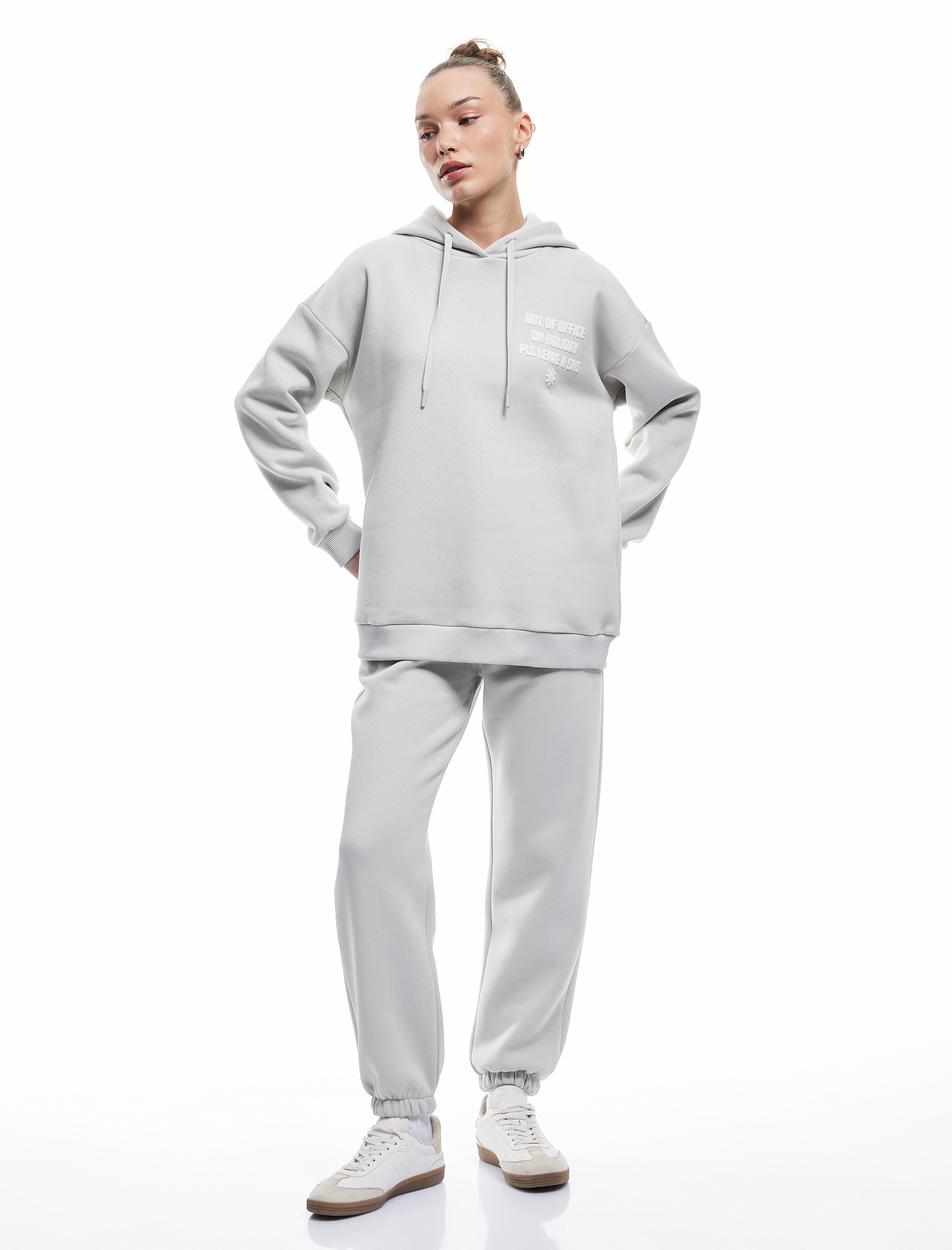   Pamuklu Şardonlu Arkası Baskılı Kapüşonlu Oversize Sweatshirt