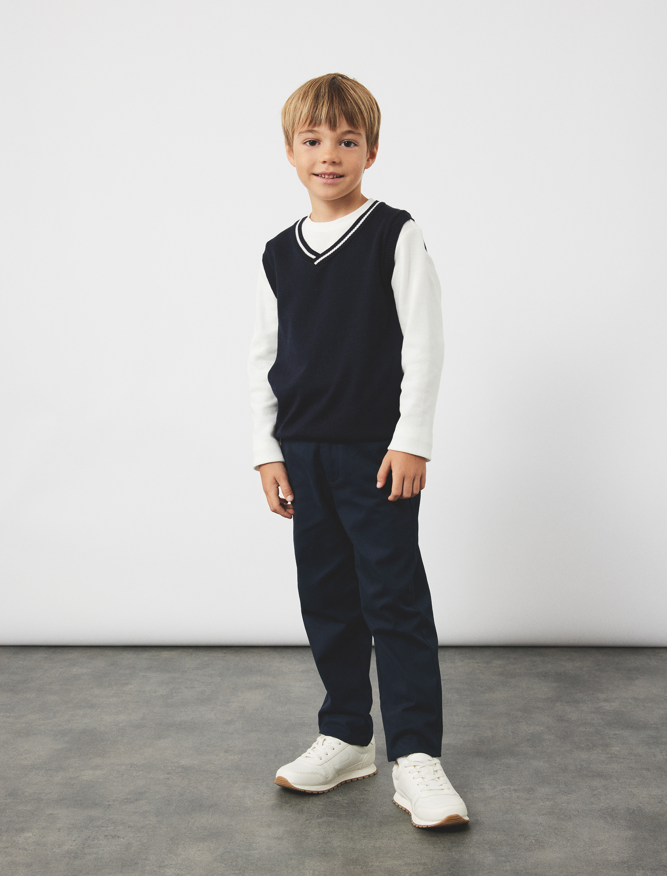  Erkek Çocuk Pamuklu Düğmeli Cep Detaylı Basic Pantolon