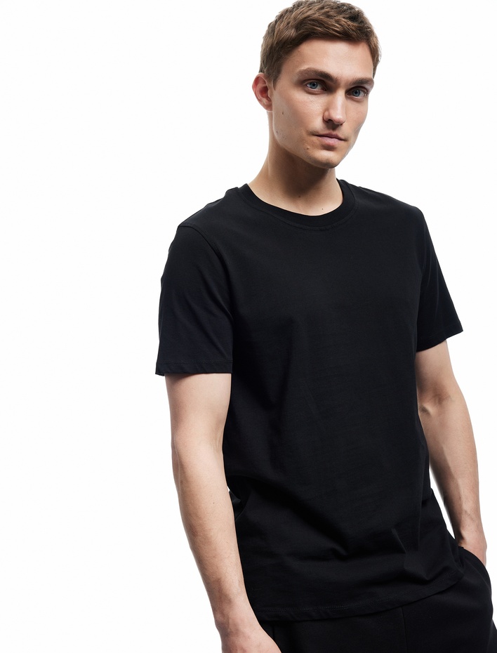  Pamuklu Kısa Kollu Bisiklet Yaka Slim Fit Erkek Basic Tişört