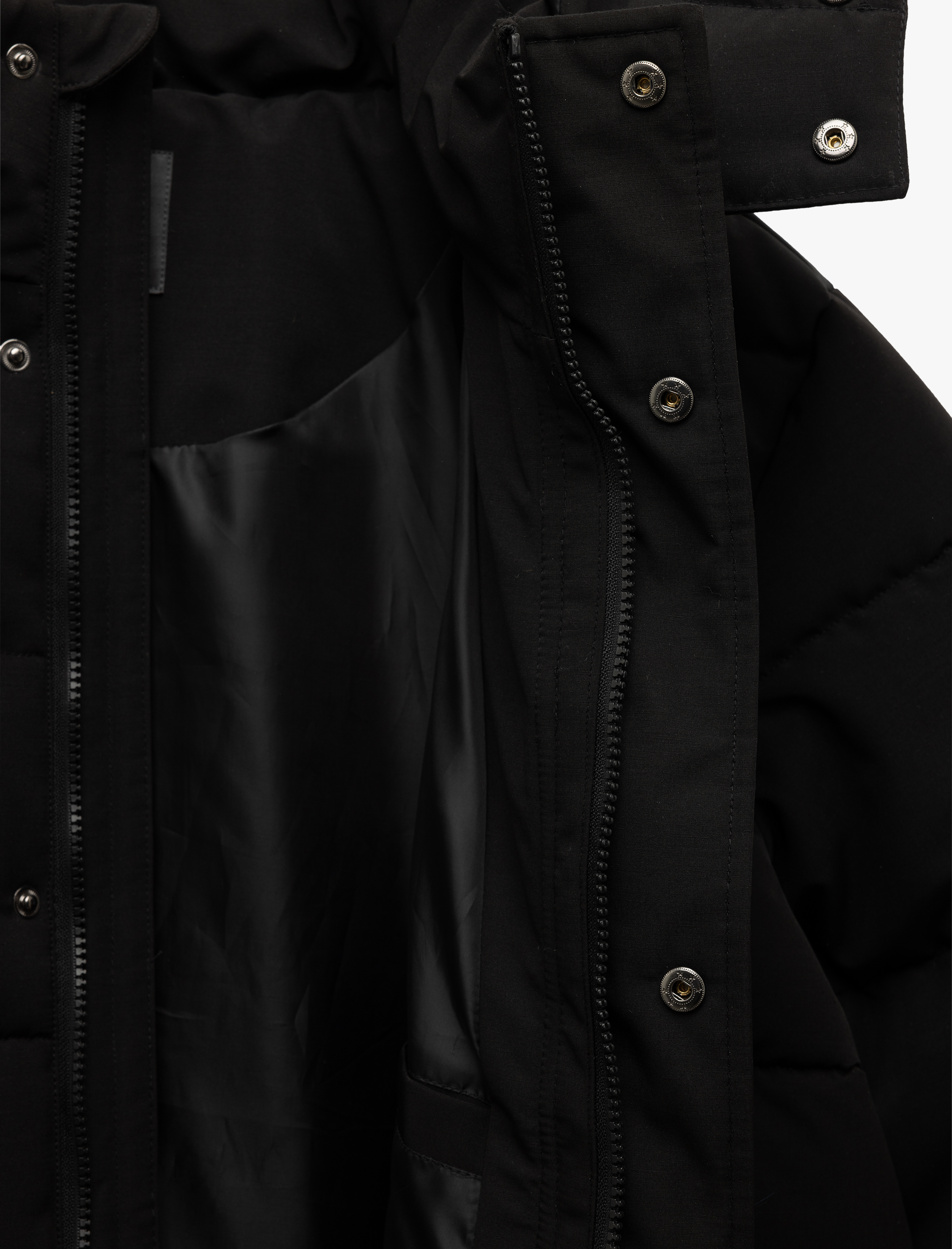   Kapşonlu Çıtçıt Düğmeli Kapaklı Cep Detaylı Şişme Mont