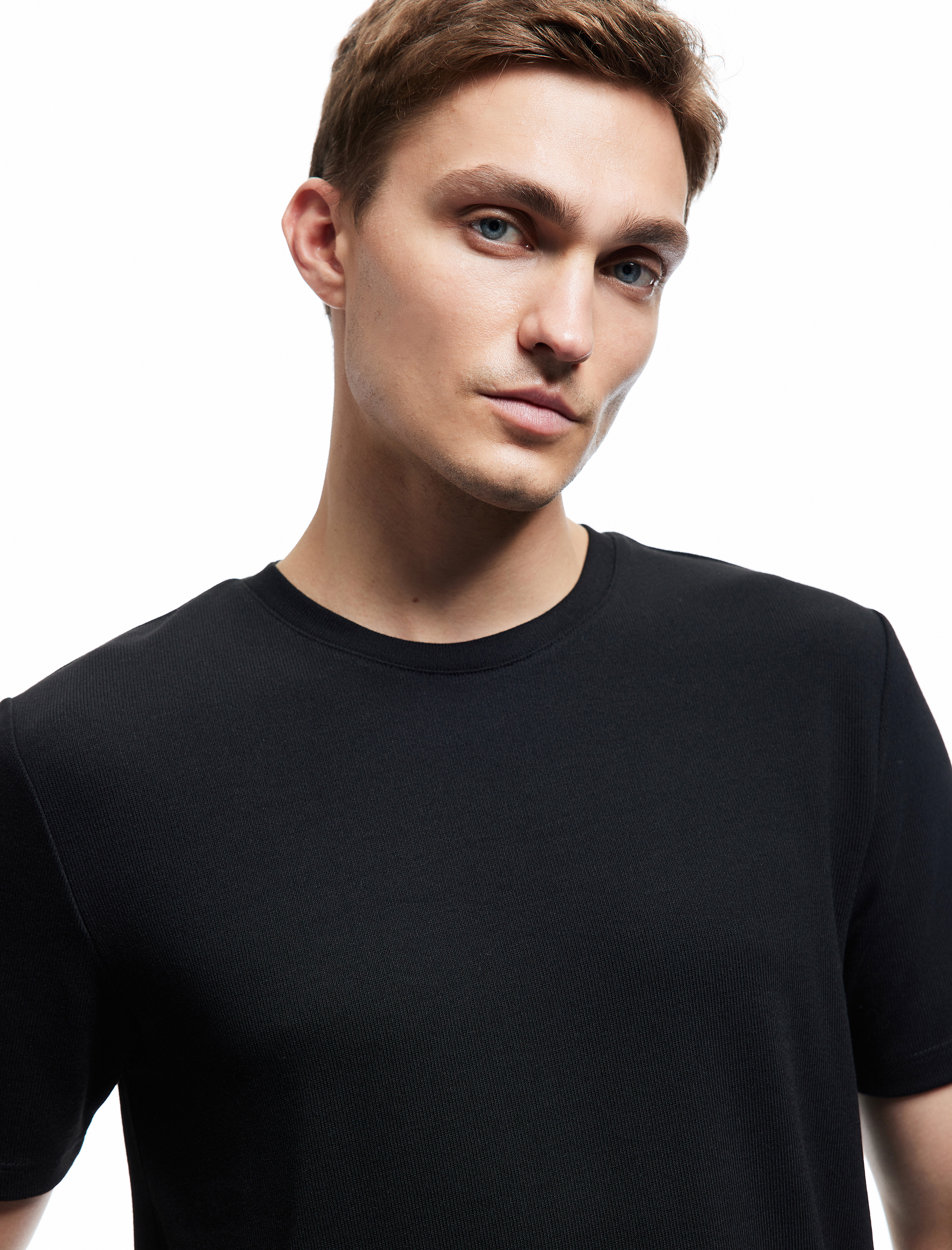   Kısa Kollu Bisiklet Yaka Basic Slim Fit Tişört