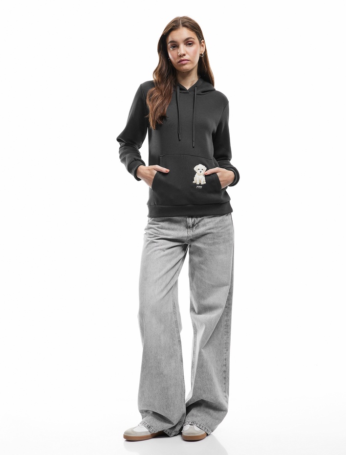  Şardonlu Uzun Kollu Kapüşonlu Köpek Nakışlı Kanguru Cepli Sweatshirt