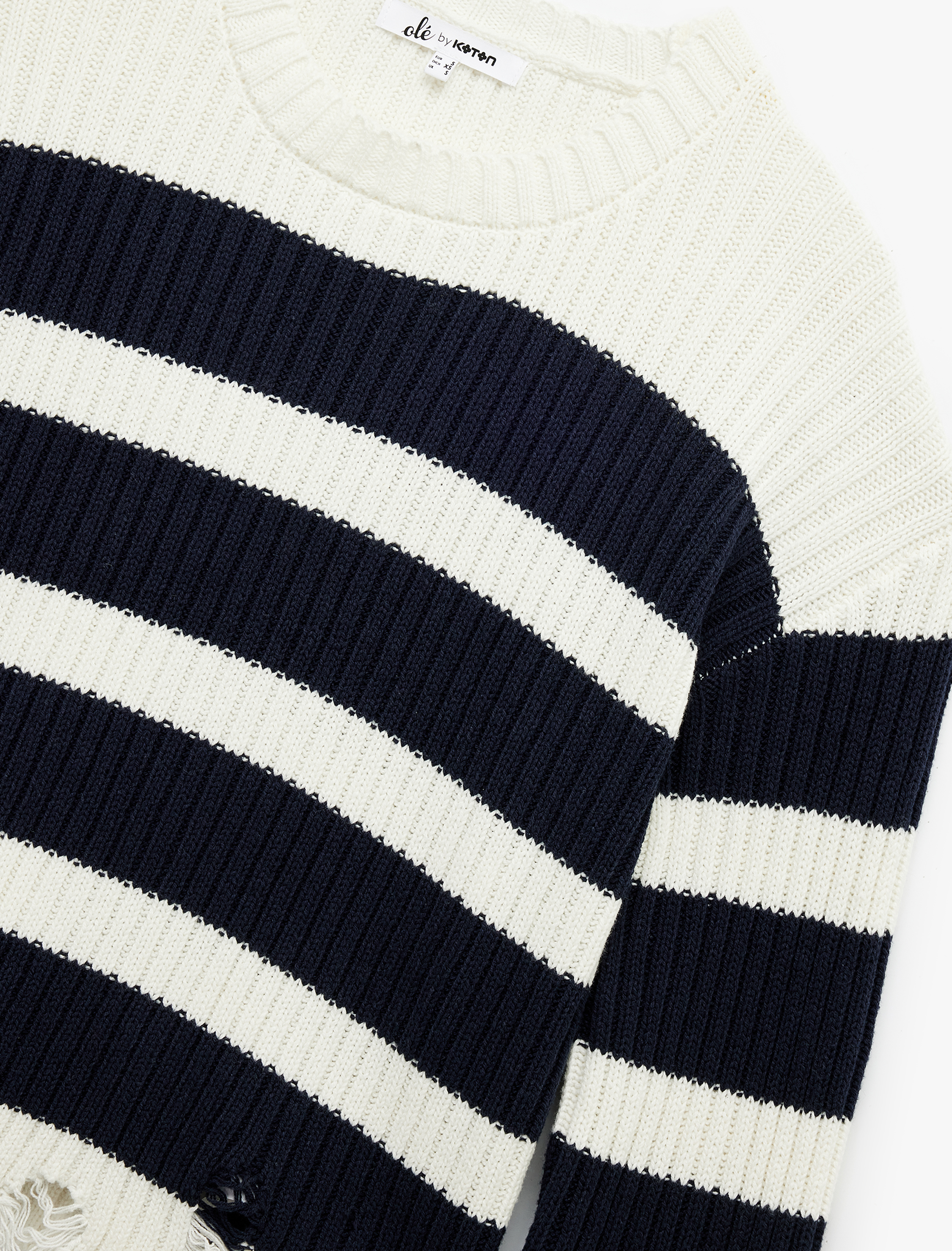   Çizgili Uzun Kollu Yıpratma Detaylı Bisiklet Yaka Triko Kazak