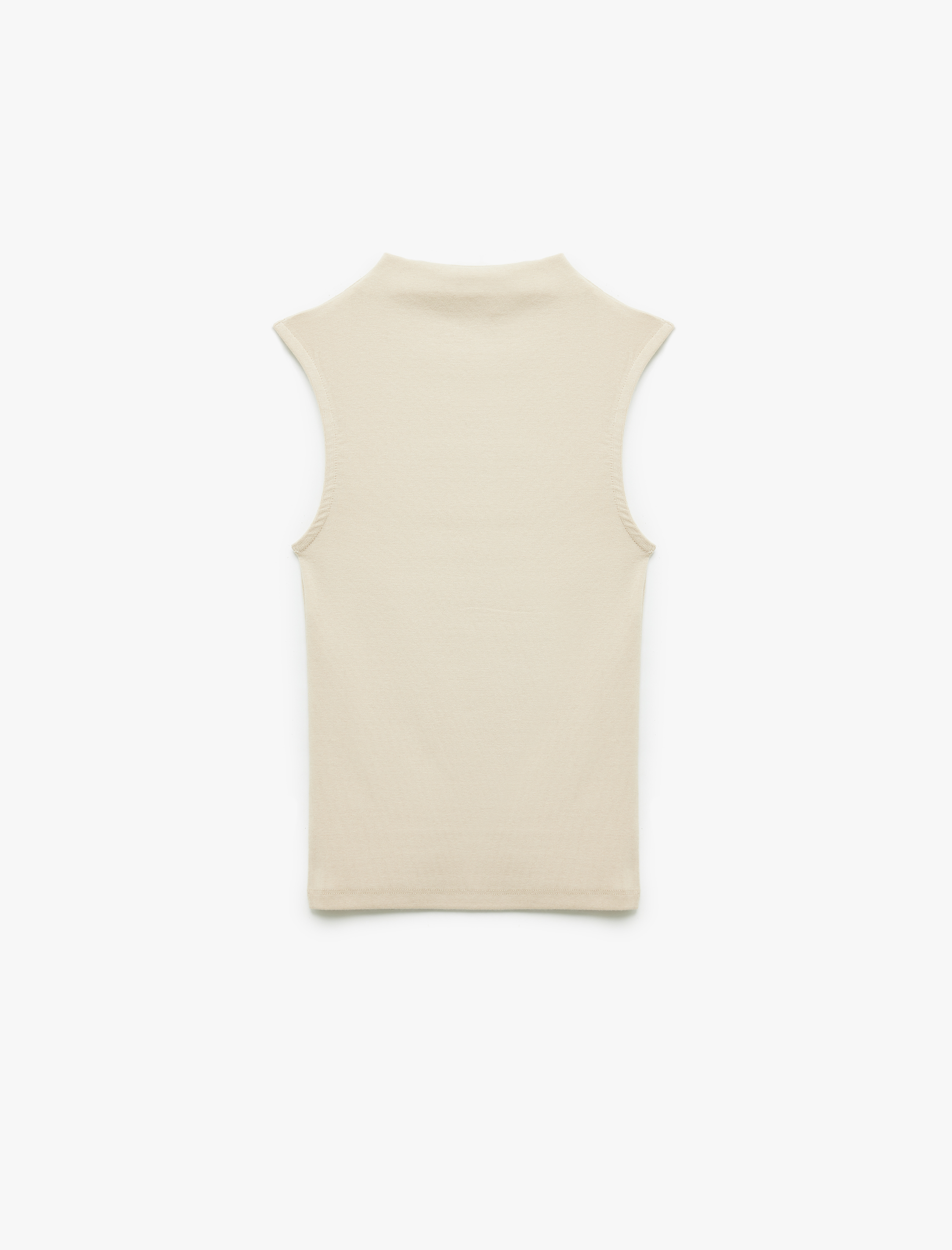   Basic Slim Fit Dik Yaka Modal Kolsuz Bluz