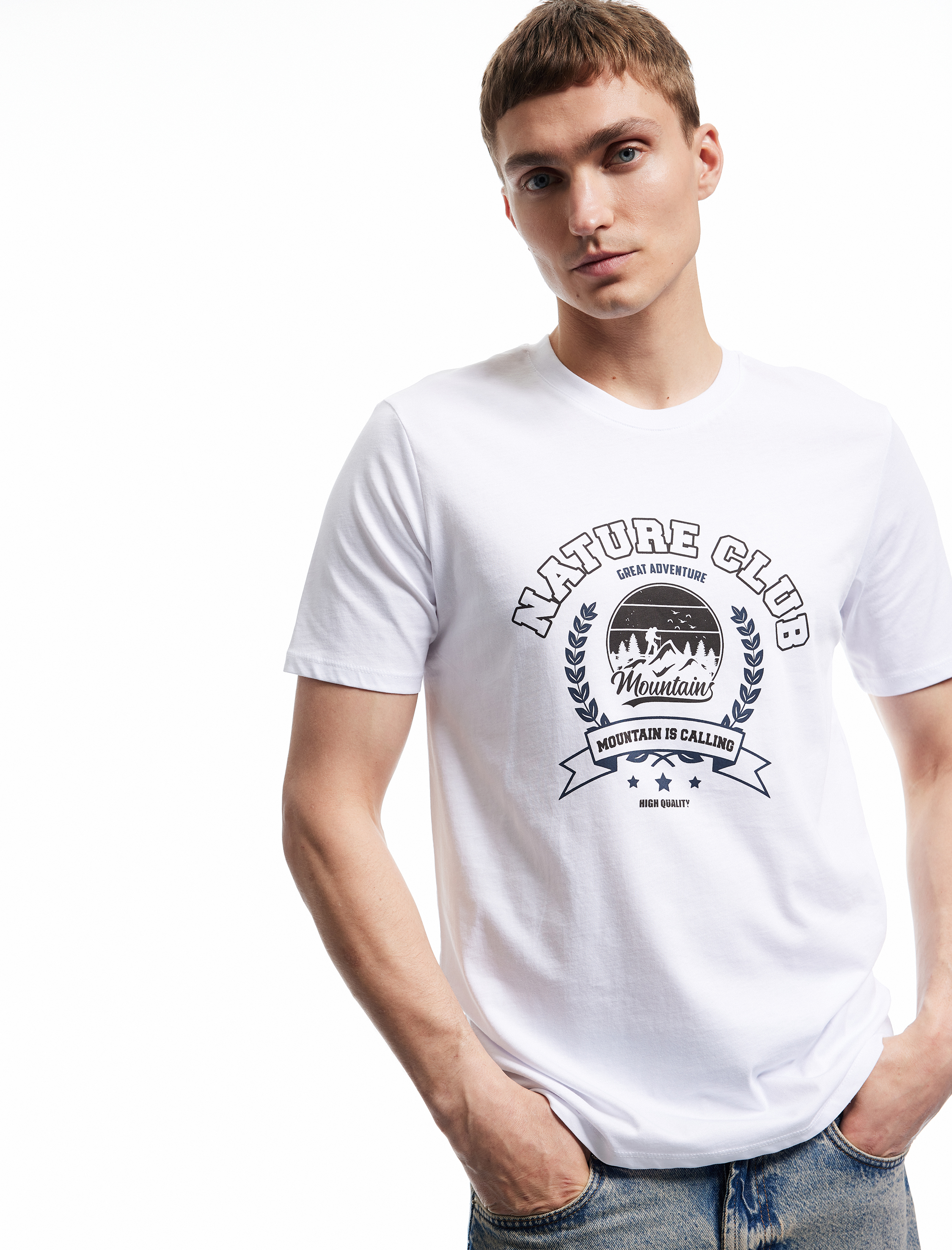   Kısa Kollu Bisiklet Yaka Pamuklu Baskılı Slim Fit Tişört