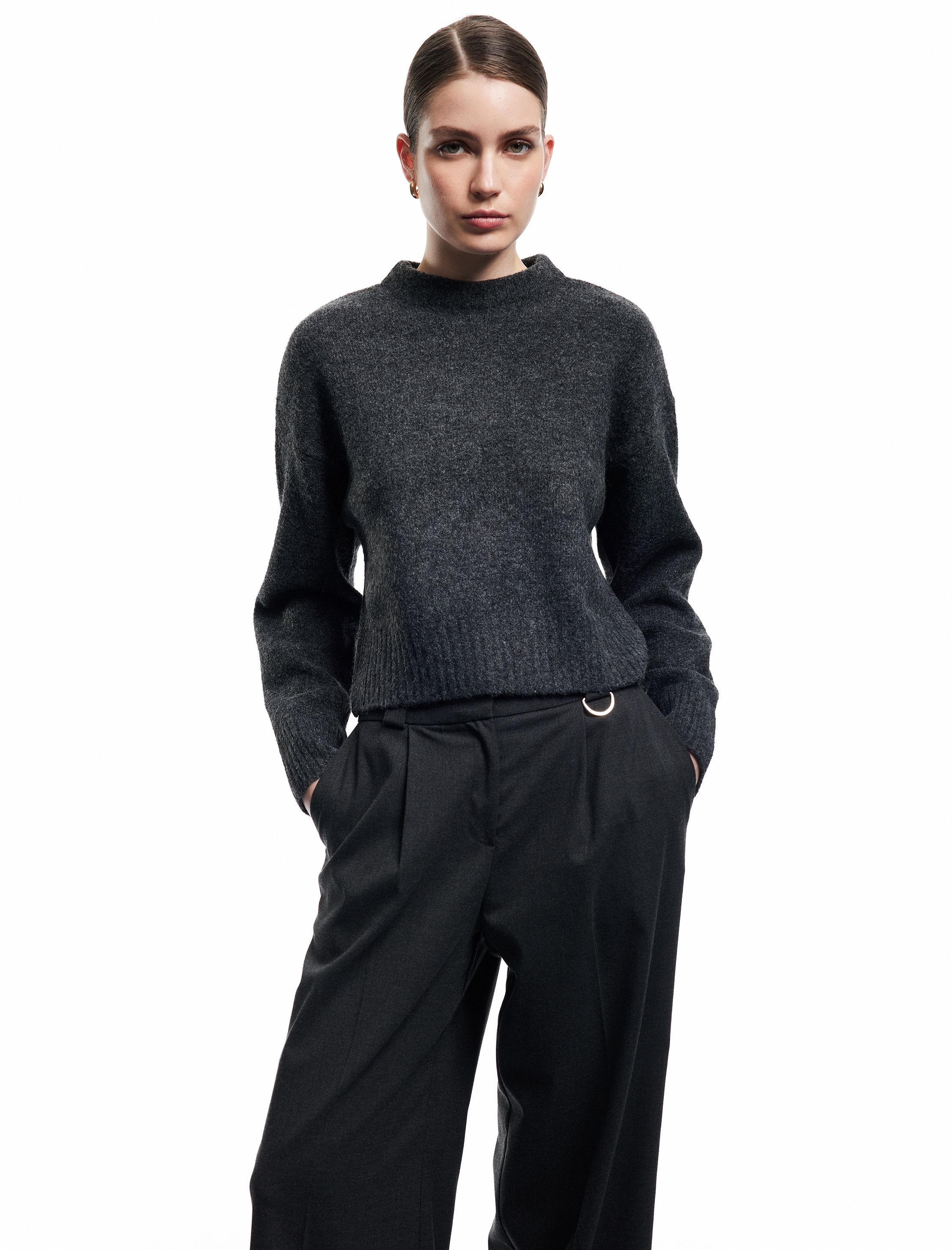   Yumuşak Dokulu Uzun Kollu Dik Yaka Basic Triko Kazak