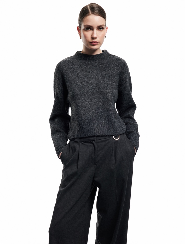  Yumuşak Dokulu Uzun Kollu Dik Yaka Basic Triko Kazak