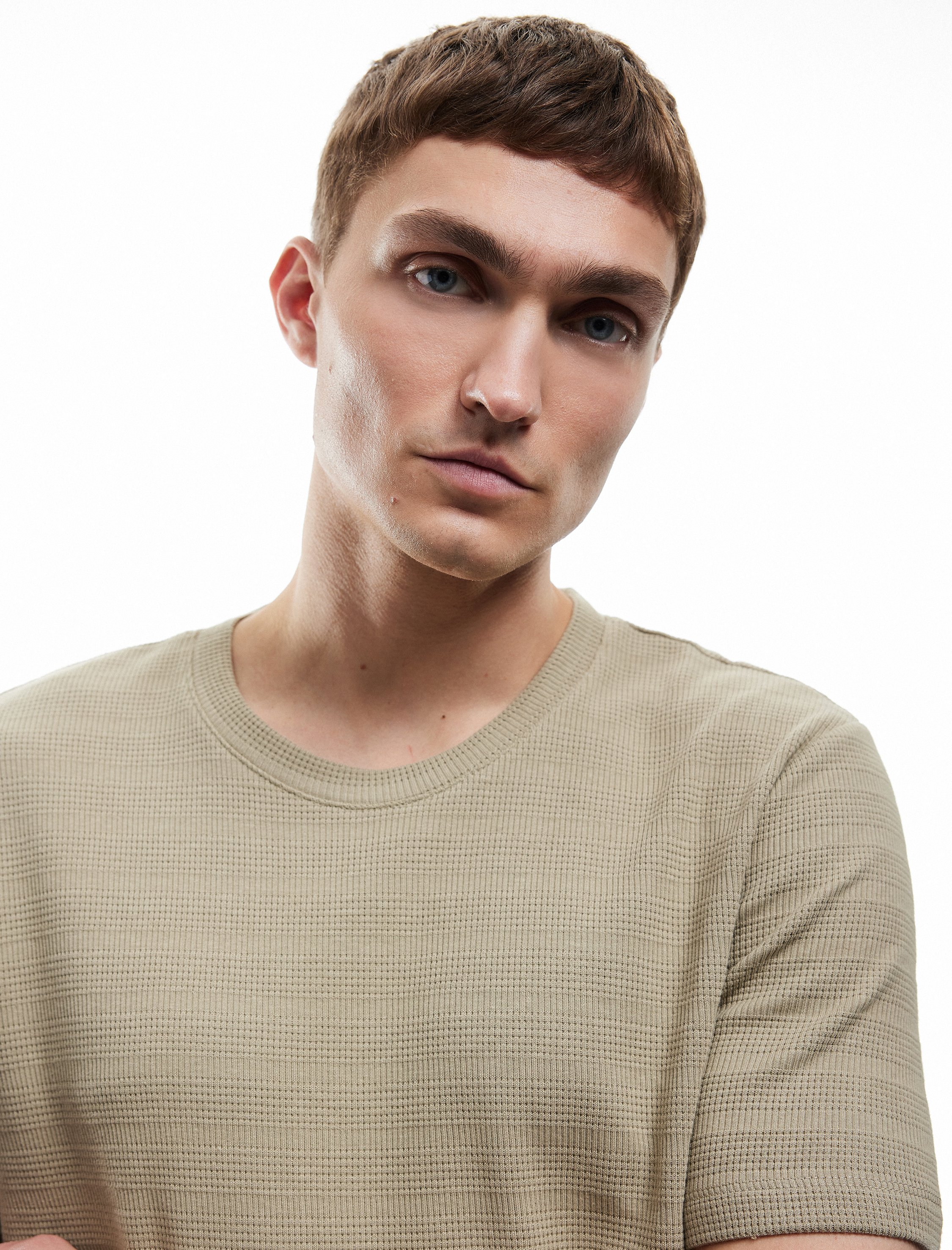   Bisiklet Yaka Dokulu Tok Kumaş Kısa Kollu Pamuklu Slim Fit Tişört