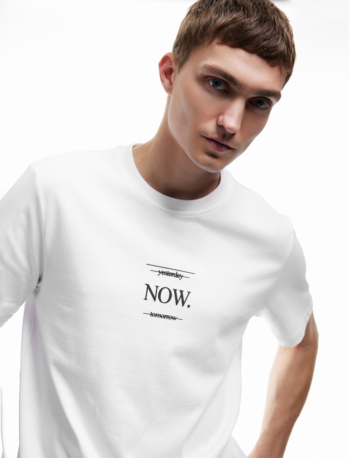  Kısa Kollu Bisiklet Yaka Regular Fit Pamuklu Baskılı Tişört