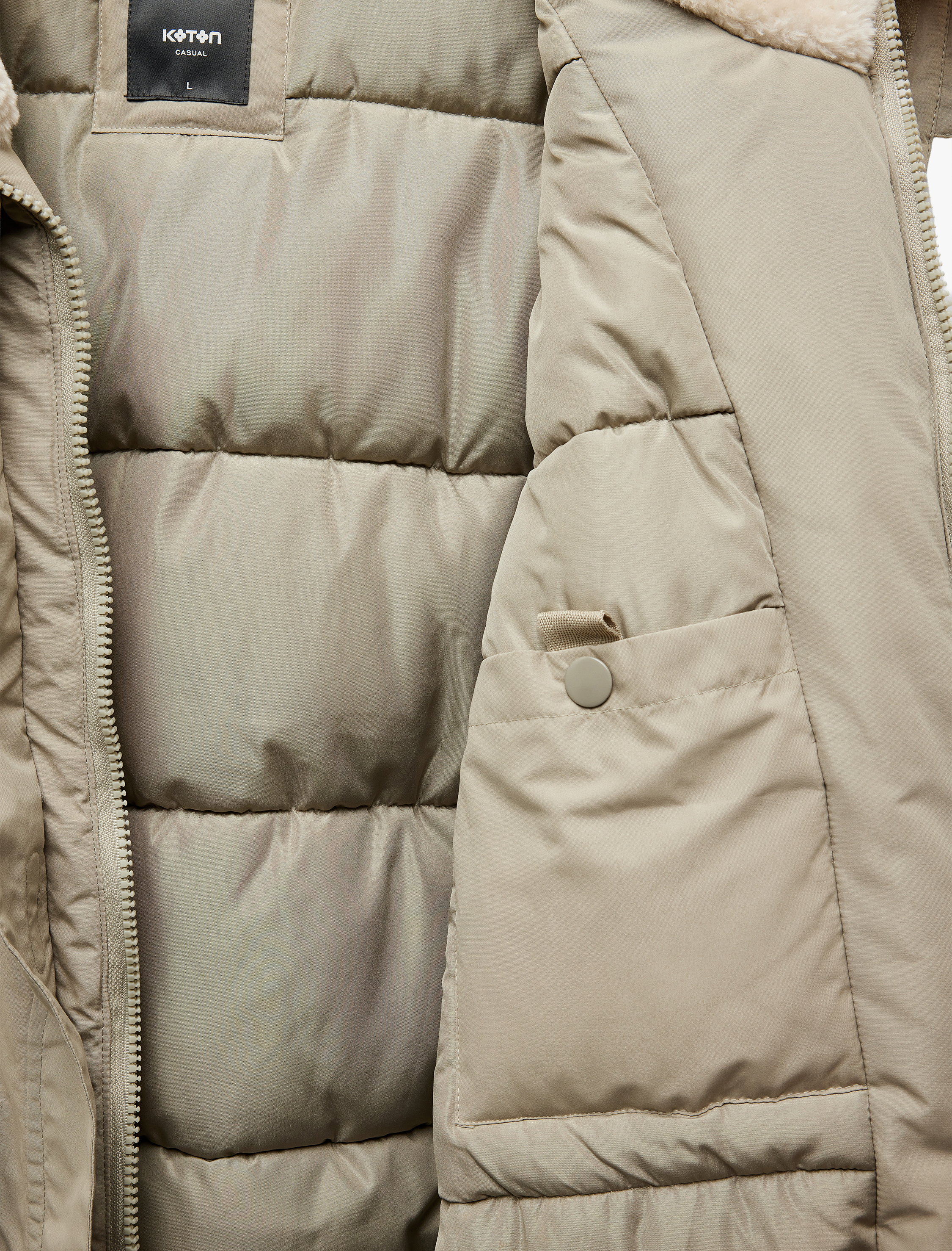   Fermuarlı Kapaklı Cepli Peluş Yaka Mont