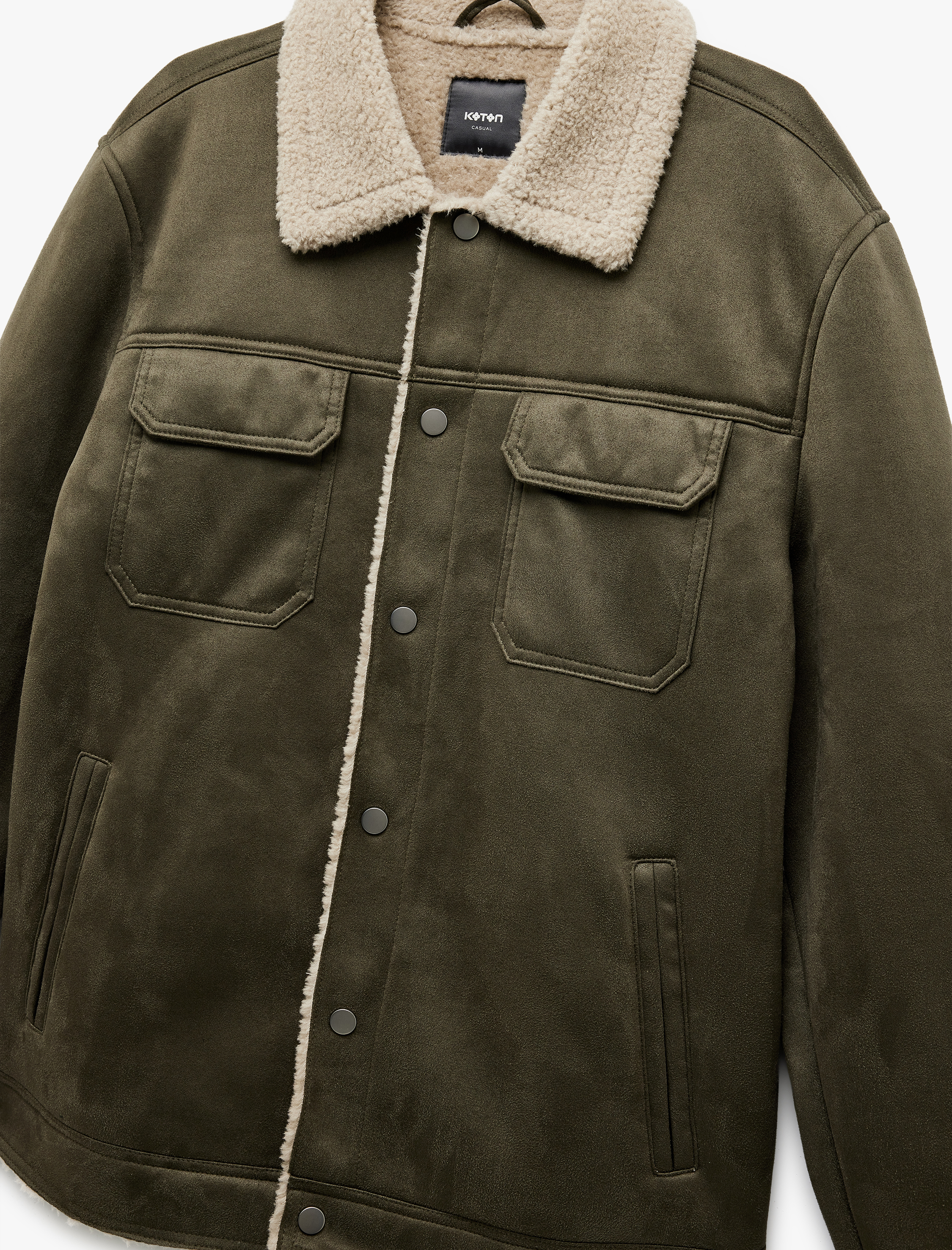   Kapaklı Cepli Çıtçıt Düğme Detaylı Slim Fit İçi Peluş Yaka Suni Süet Ceket