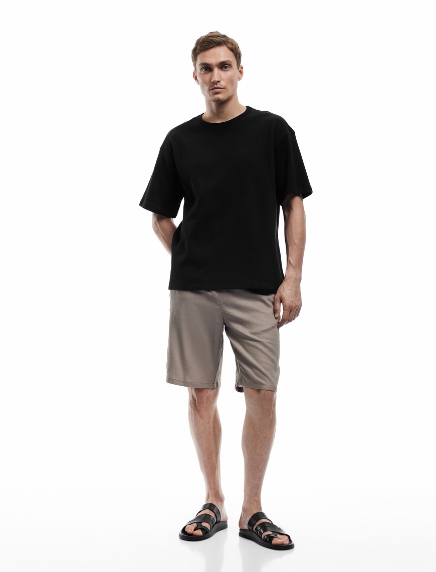   Pamuklu Kısa Kollu Bisiklet Yaka Tok Kumaş Oversize Basic Tişört