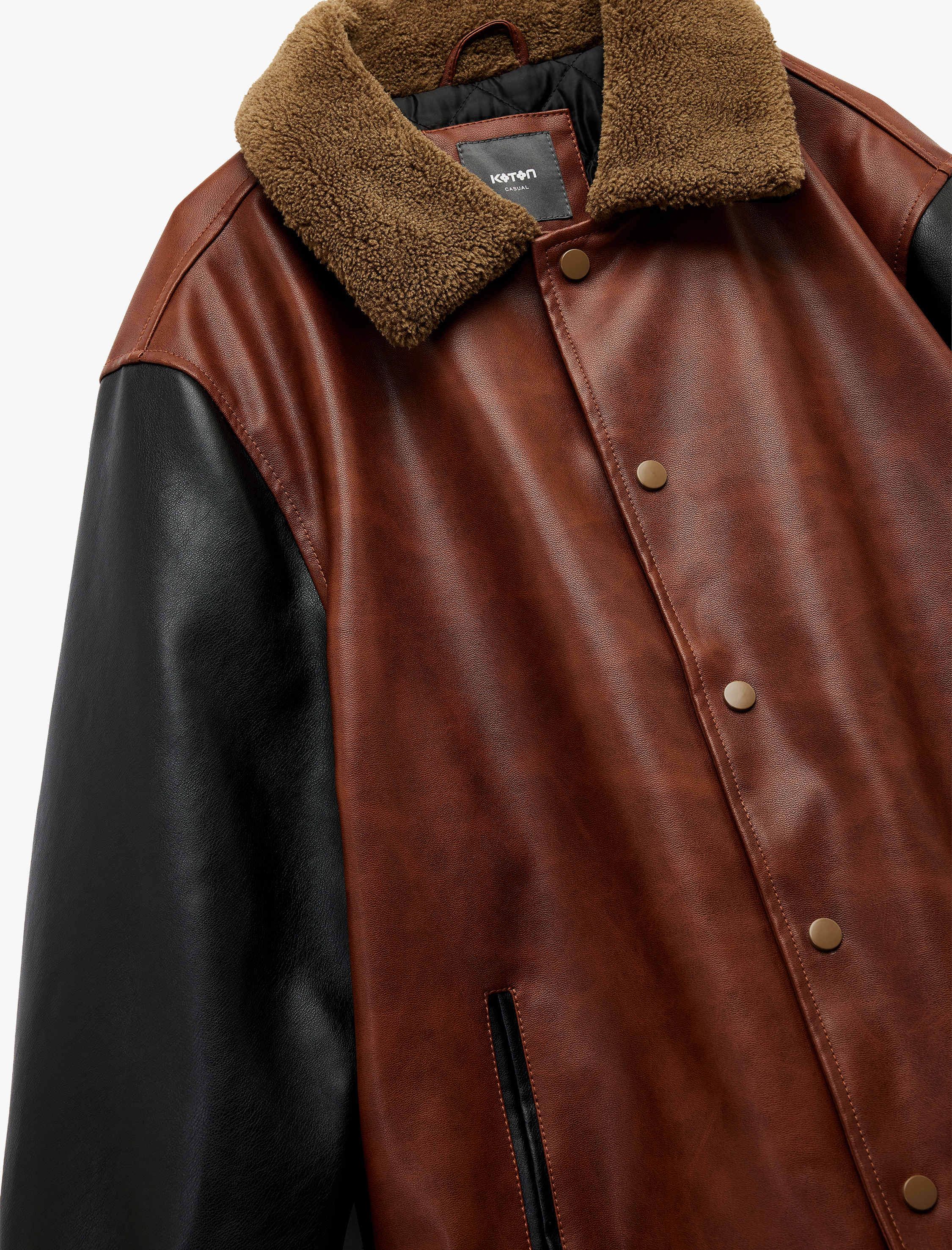   Peluş Yaka Renk Bloklu Çıtçıt Düğmeli Cep Detaylı Suni Deri Bomber Ceket