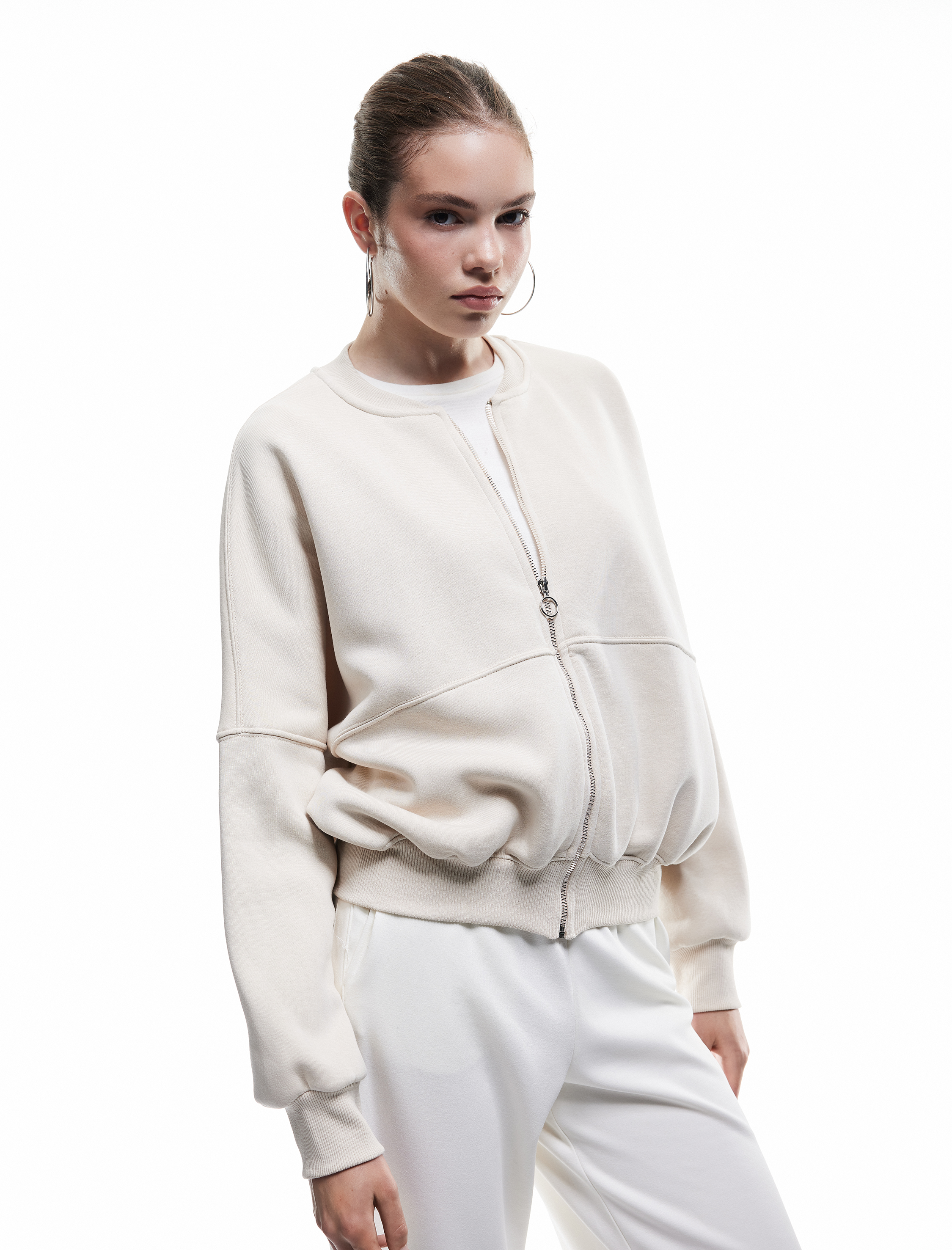   Üç İplik Şardonlu Uzun Kollu Fermuarlı Bomber Yaka Sweatshirt