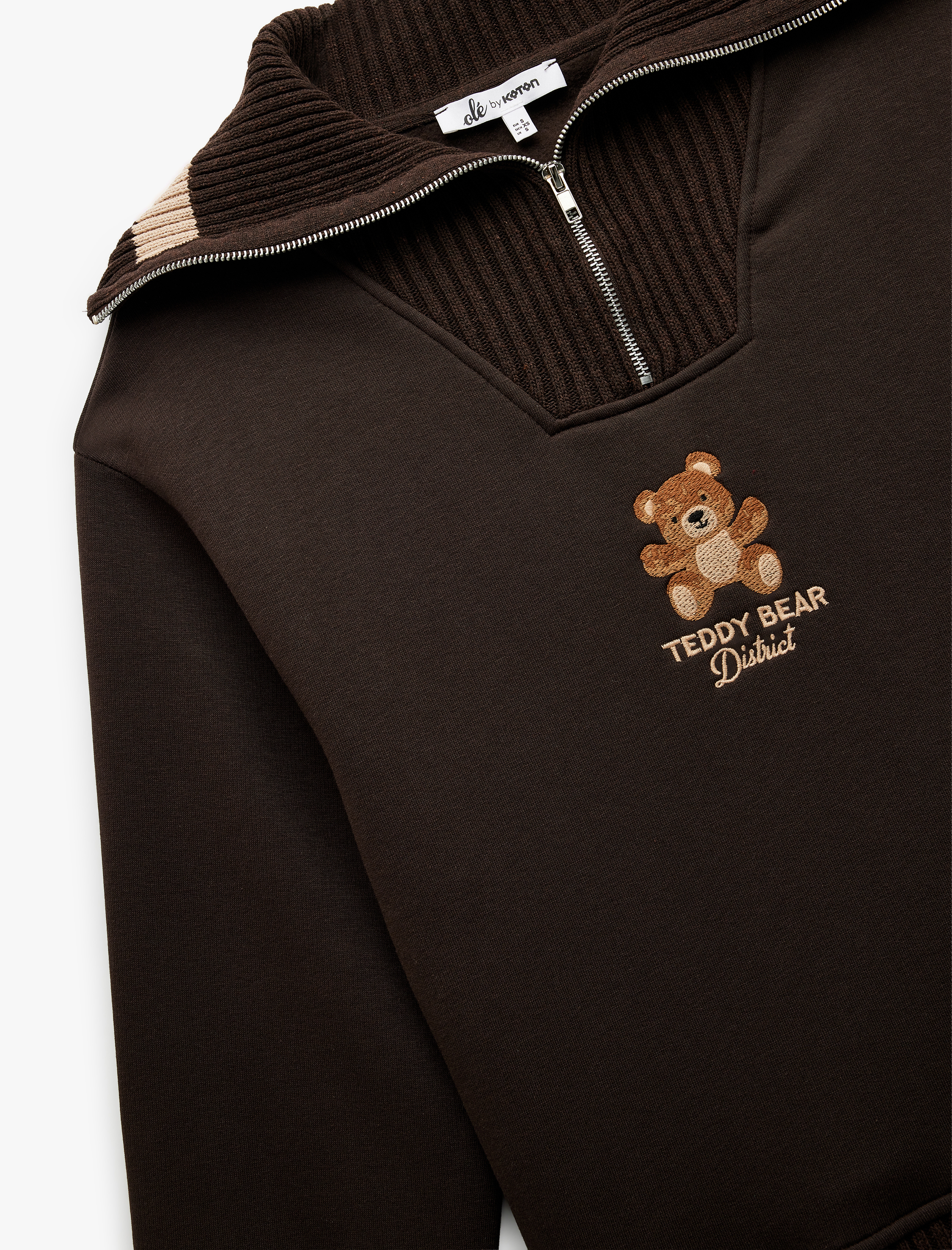   Şardonlu Uzun Kollu Yarım Fermuarlı Ayıcık Nakışlı Oversize Sweatshirt