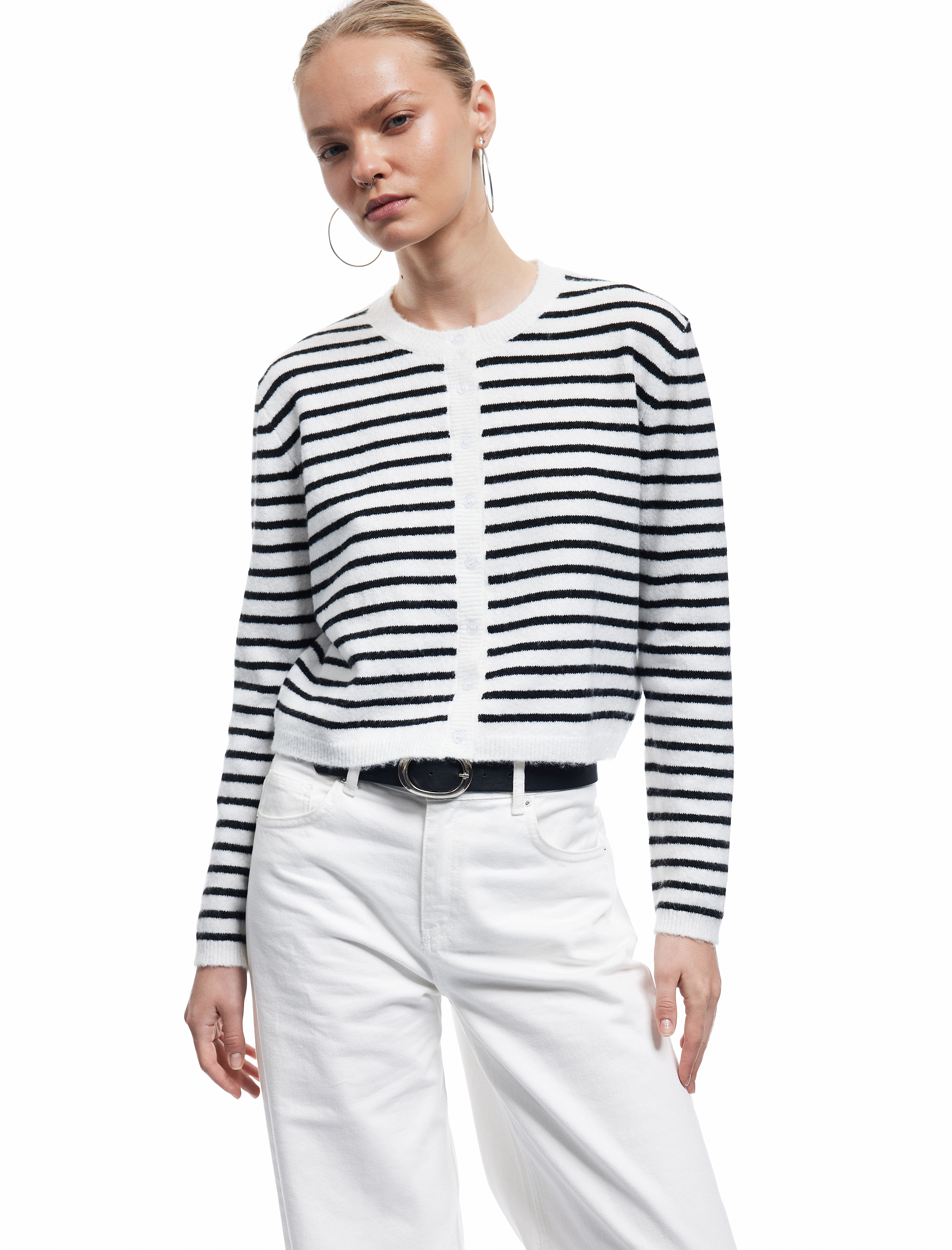   Çizgili Düğmeli Uzun Kollu Bisiklet Yaka Hırka