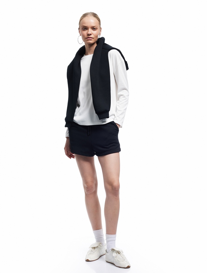  Uzun Kollu Bisiklet Yaka Çizgili Tişört