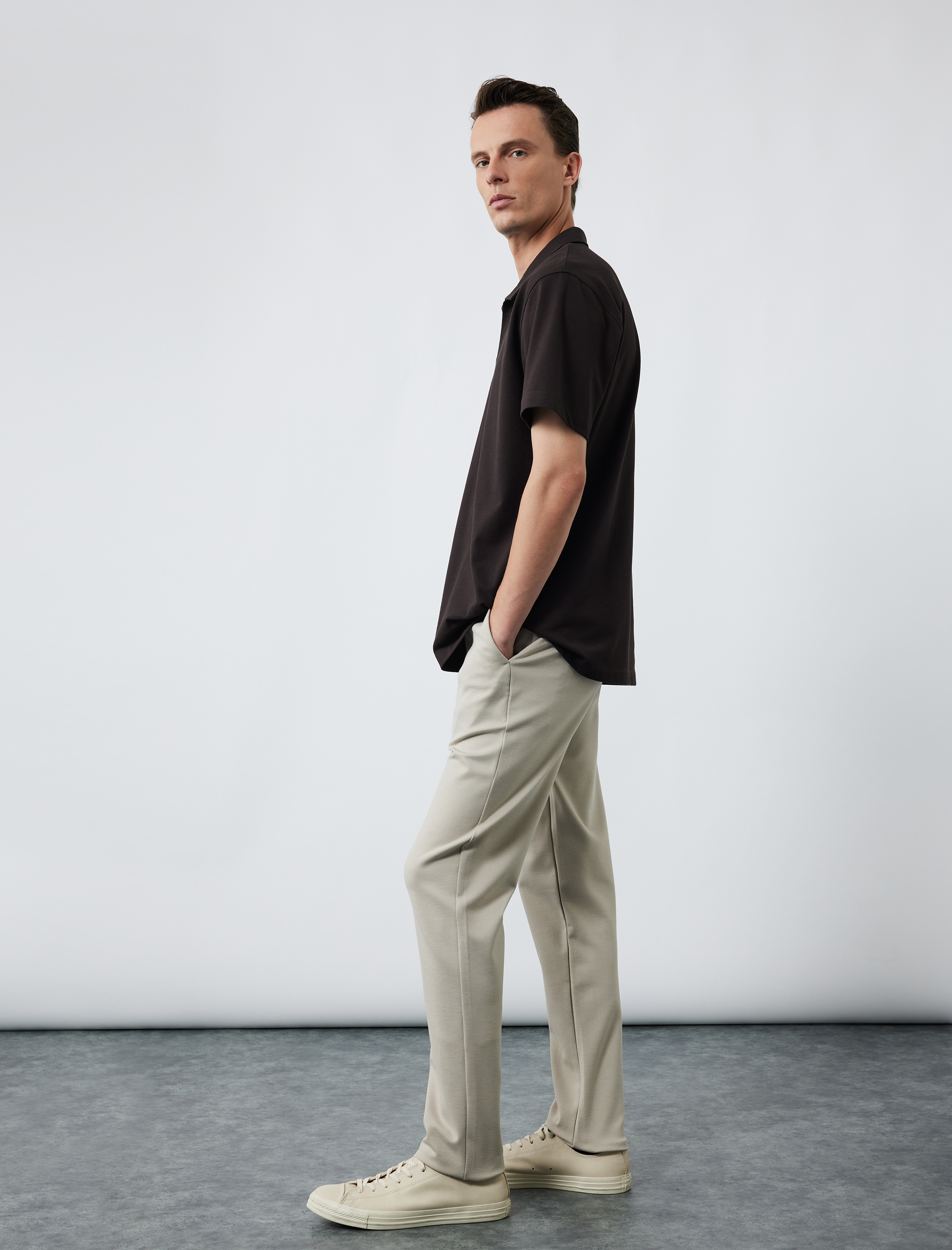 Cep Detaylı Düğmeli Slim Fit Kumaş Pantolon