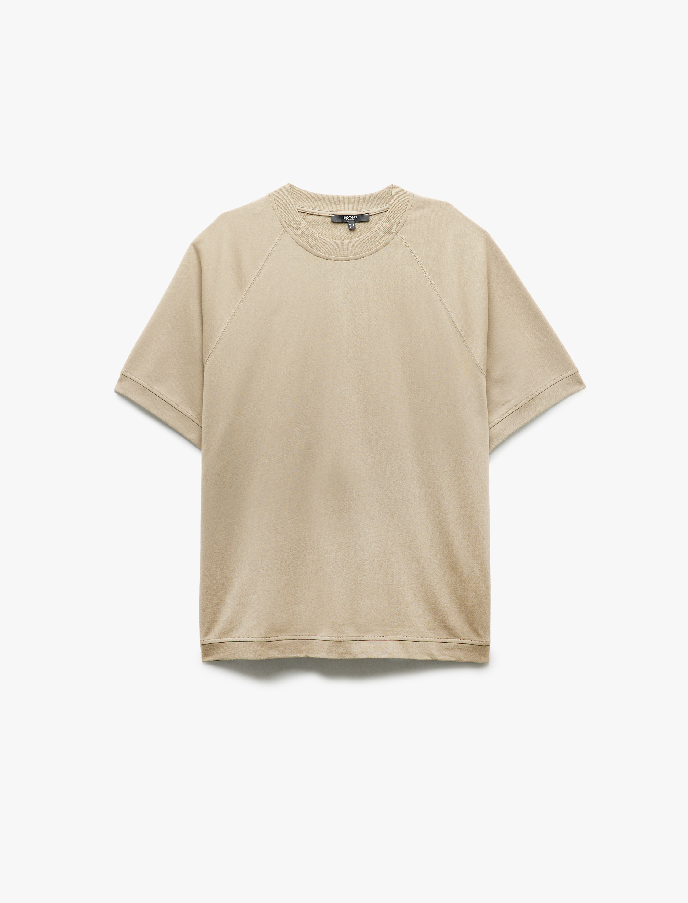   Kısa Kollu Pamuklu Dikiş Detaylı Tok Kumaş Regular Fit Bisiklet Yaka Tişört