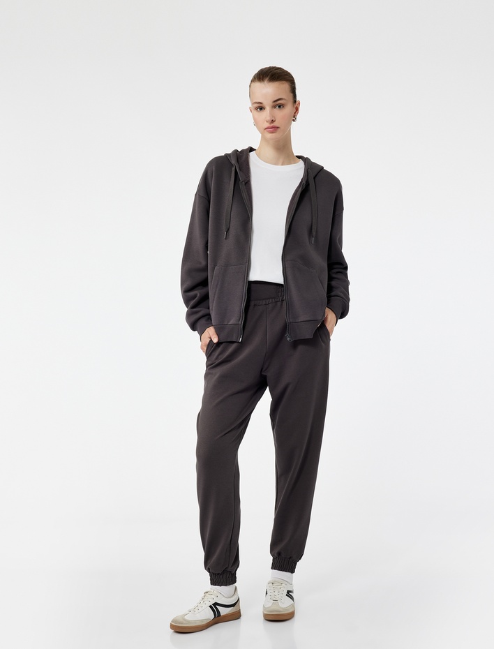  Şardonlu Uzun Kollu Kapüşonlu Kanguru Cepli Oversize Fermuarlı Sweatshirt