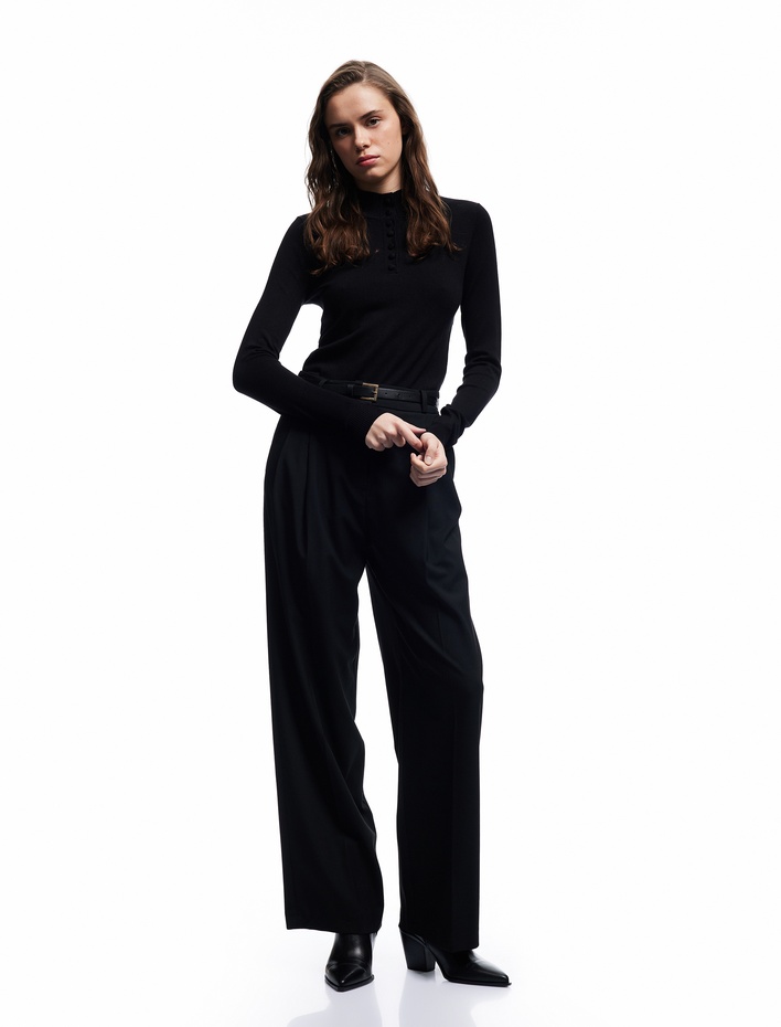  Hafif Dik Yaka Yarım Düğme Detaylı Uzun Kollu Triko Basic Kazak