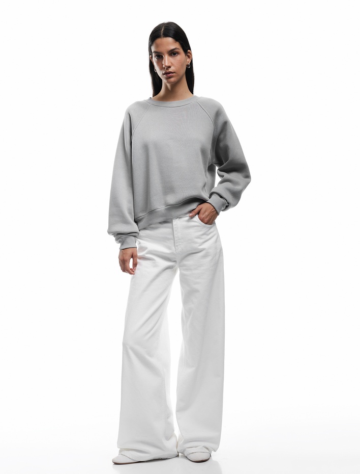  Pamuklu Bisiklet Yaka Şardonlu Sweatshirt