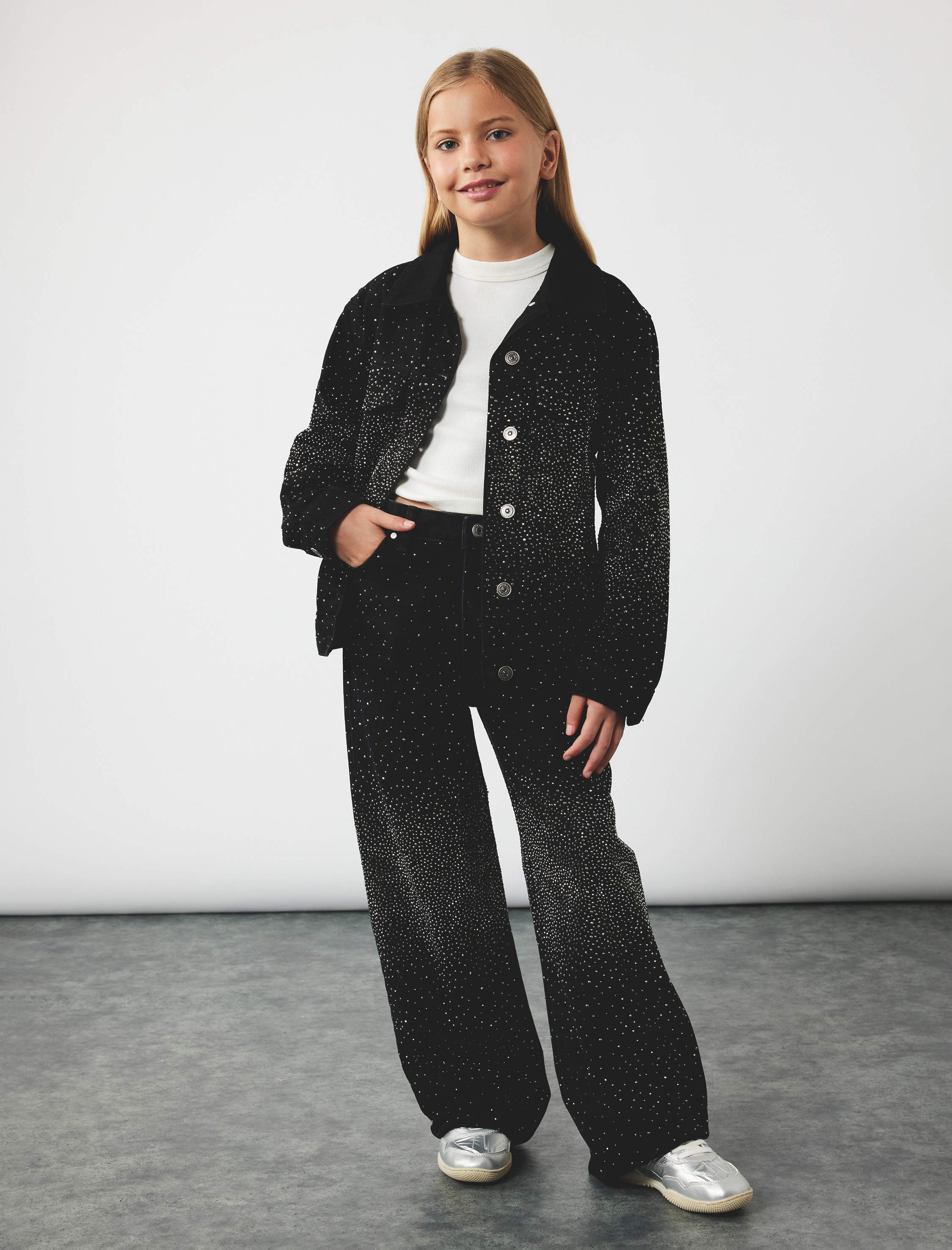  Kız Çocuk Pamuklu Cepli Geniş Paça  Denim Pantolon