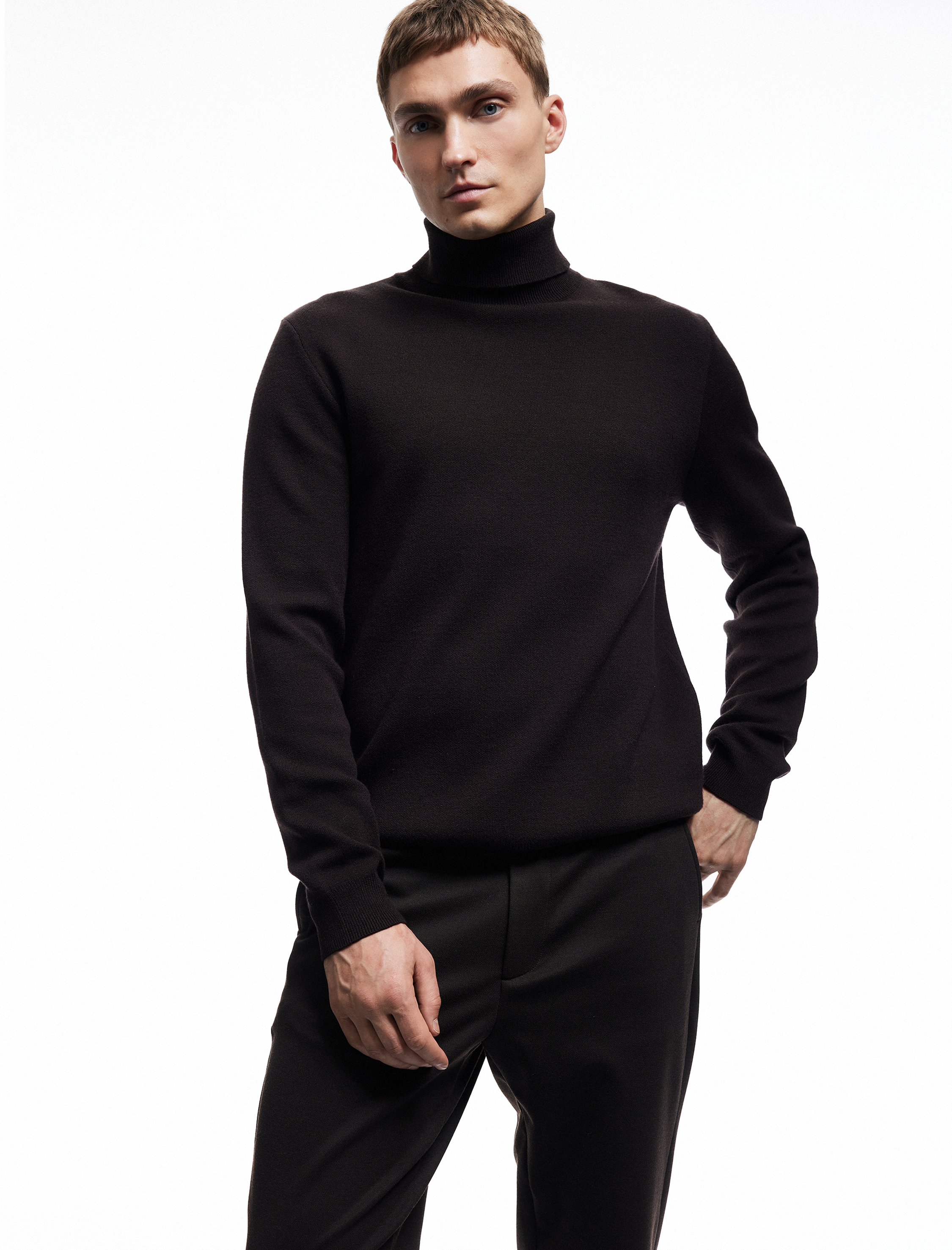   Uzun Kollu Basic Boğazlı Triko Kazak