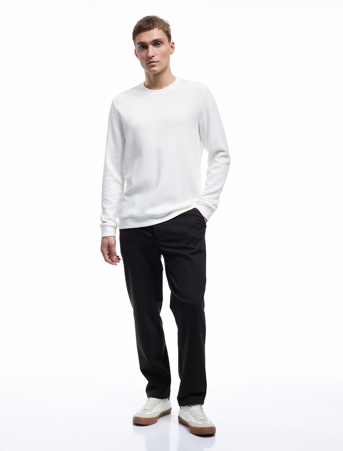  Pamuklu Uzun Kollu Dokulu Basic Bisiklet Yaka Sweatshirt