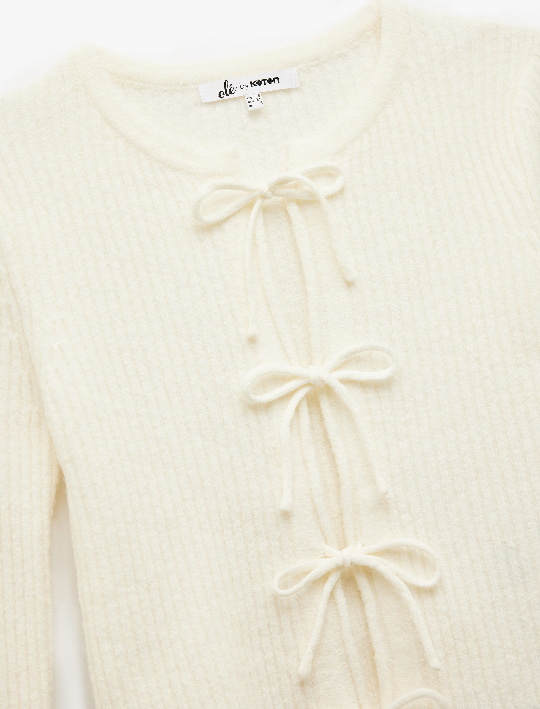   Uzun Kollu Bisiklet Yaka Bağcıklı Fiyonklu Crop Hırka