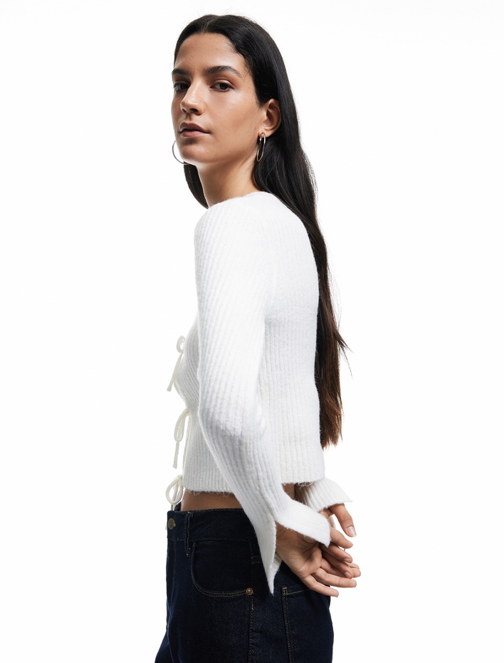  Uzun Kollu Bisiklet Yaka Bağcıklı Fiyonklu Crop Hırka