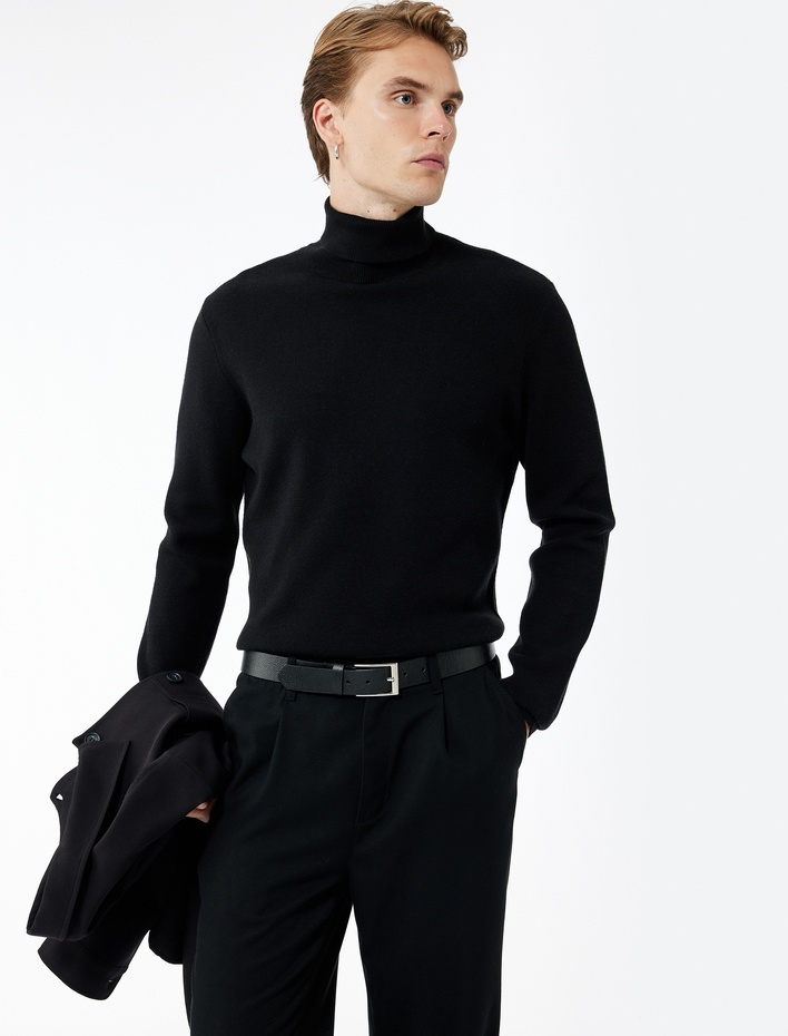  Uzun Kollu Basic Boğazlı Triko Kazak