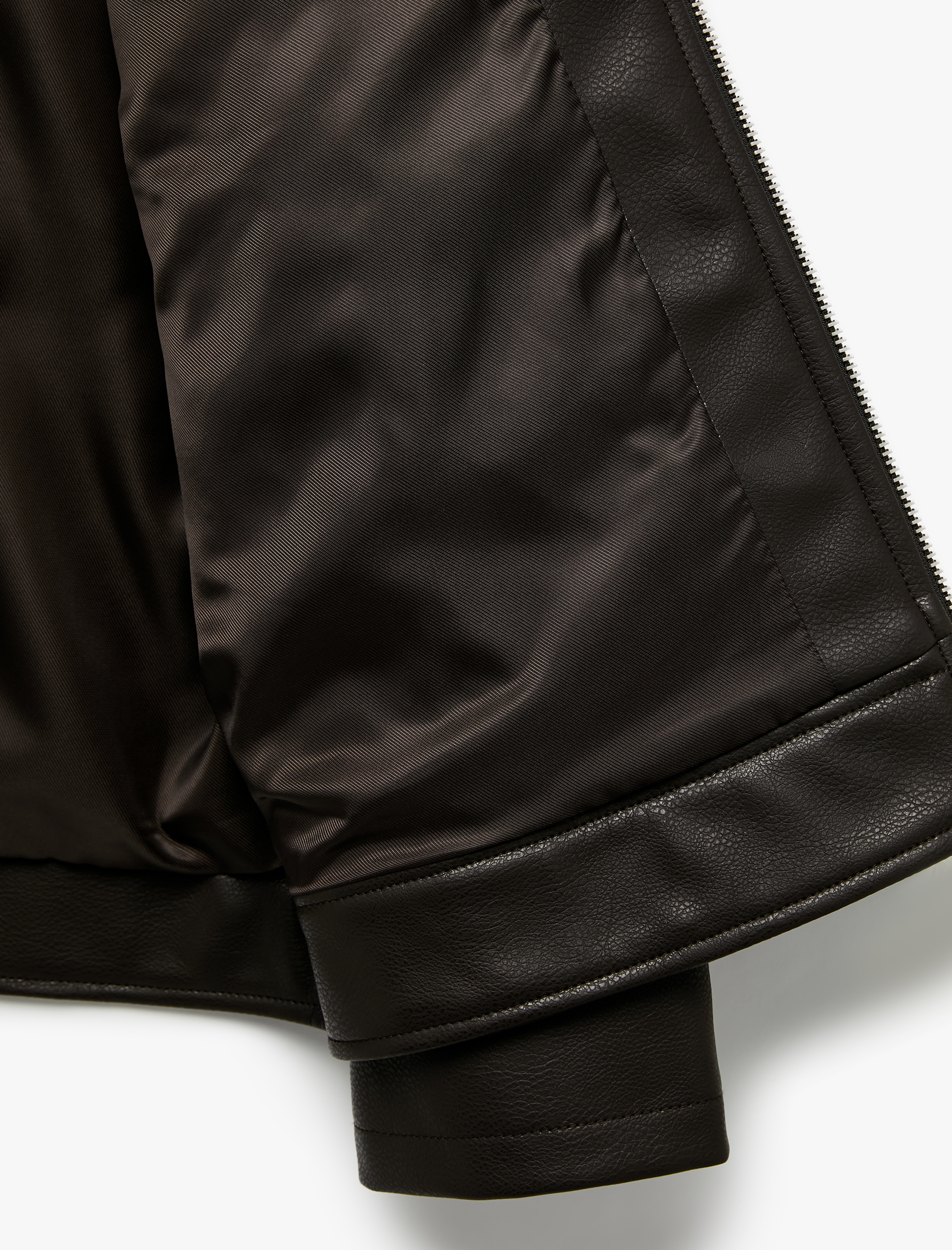   Uzun Kollu Fermuarlı Cep Detaylı Gömlek Yaka Suni Deri Ceket