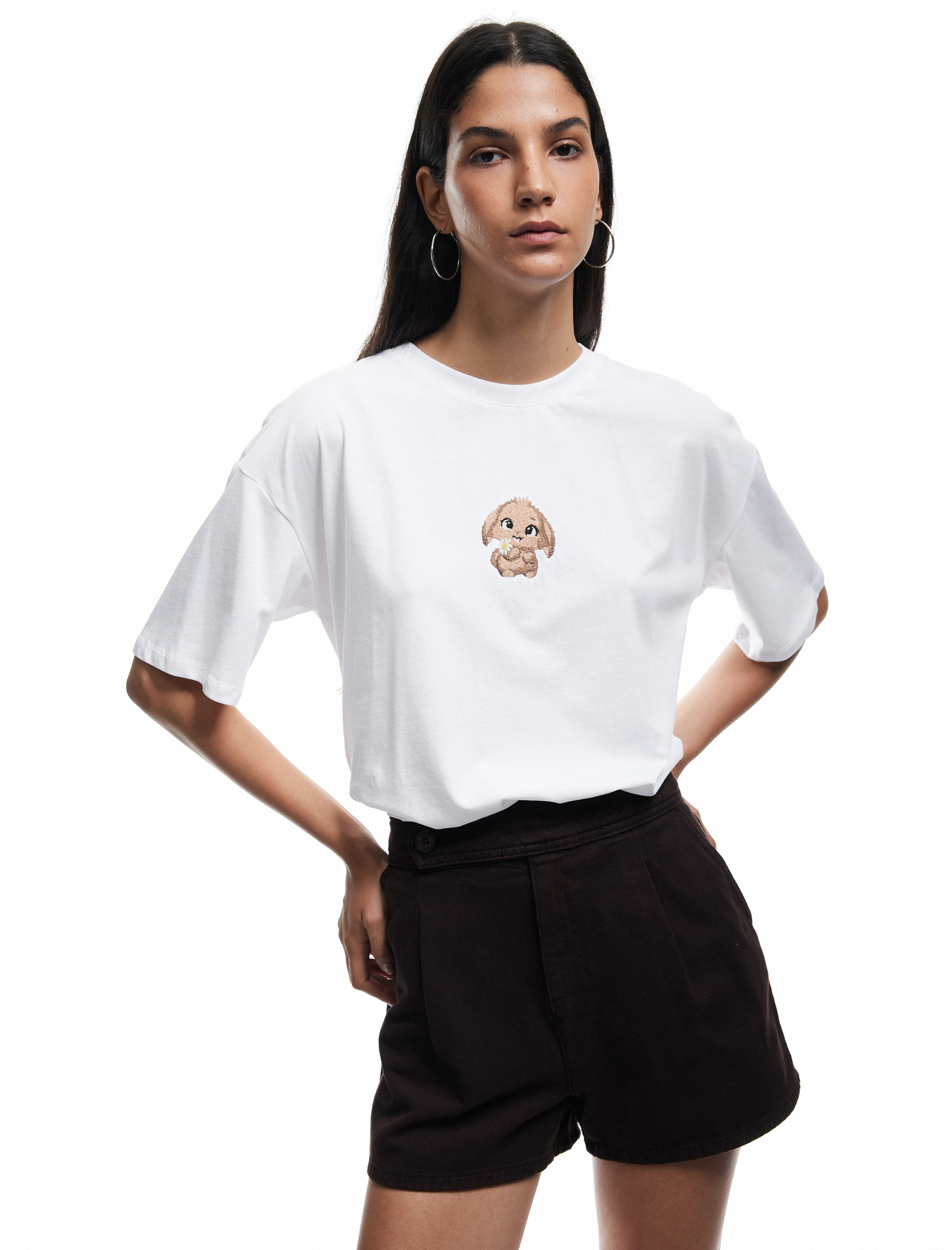 Kısa Kollu Bisiklet Yaka Pamuklu Köpek İşlemeli Oversize Tişört