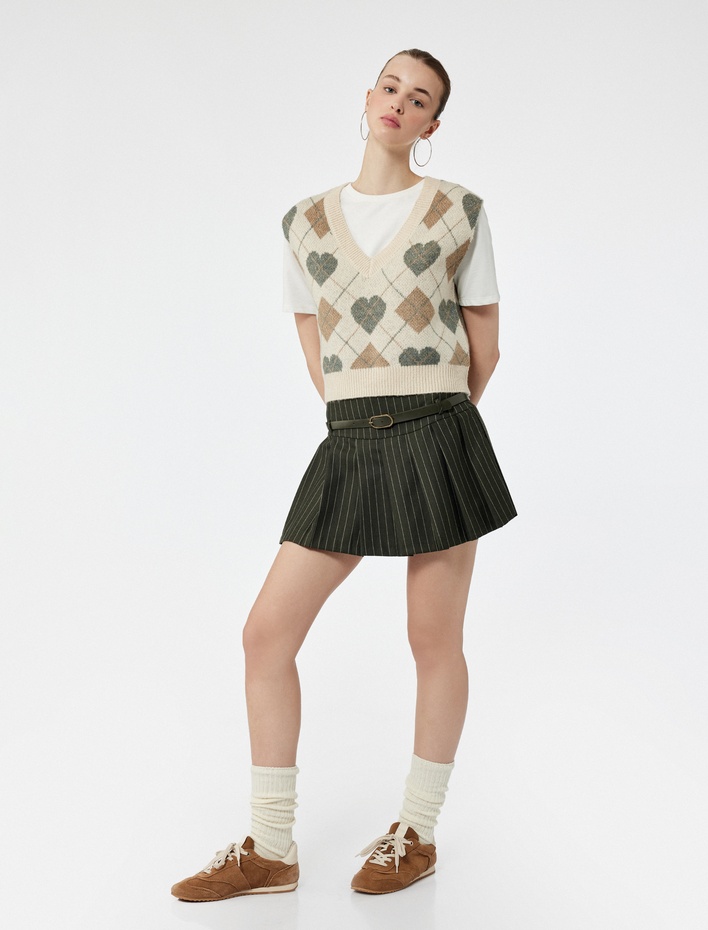  Kalp Desenli V Yaka Kolsuz Triko Süveter