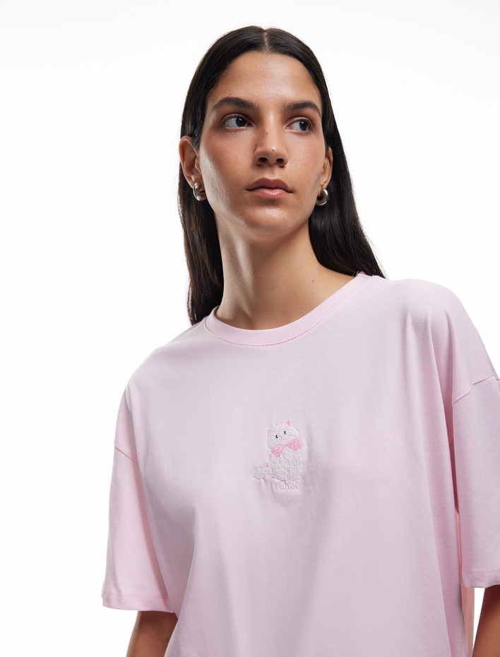  Kısa Kollu Bisiklet Yaka Nakış Detaylı Pamuklu Oversize Tişört