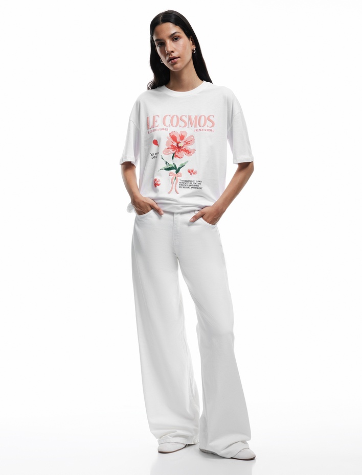  Pamuklu Kısa Kollu Bisiklet Yaka Fiyonklu Hibiskus Baskılı Tişört