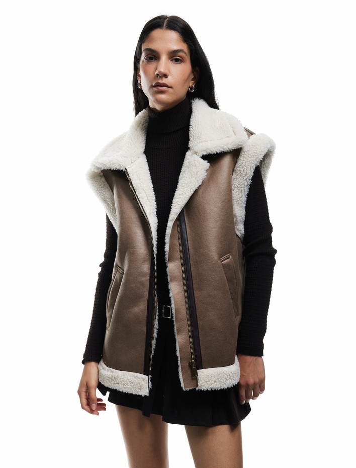  Peluş Şerpalı Yaka Süet Görünümlü Kolsuz Cepli Fermuarlı Oversize Yelek