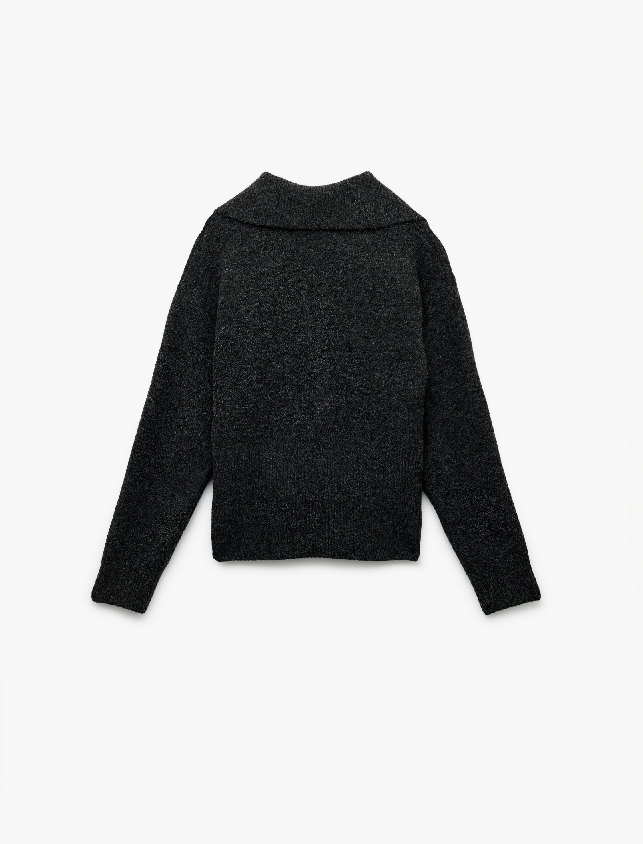   Regular Fit Uzun Kollu Yarım Düğme Detaylı Geniş Polo Yaka Triko Kazak