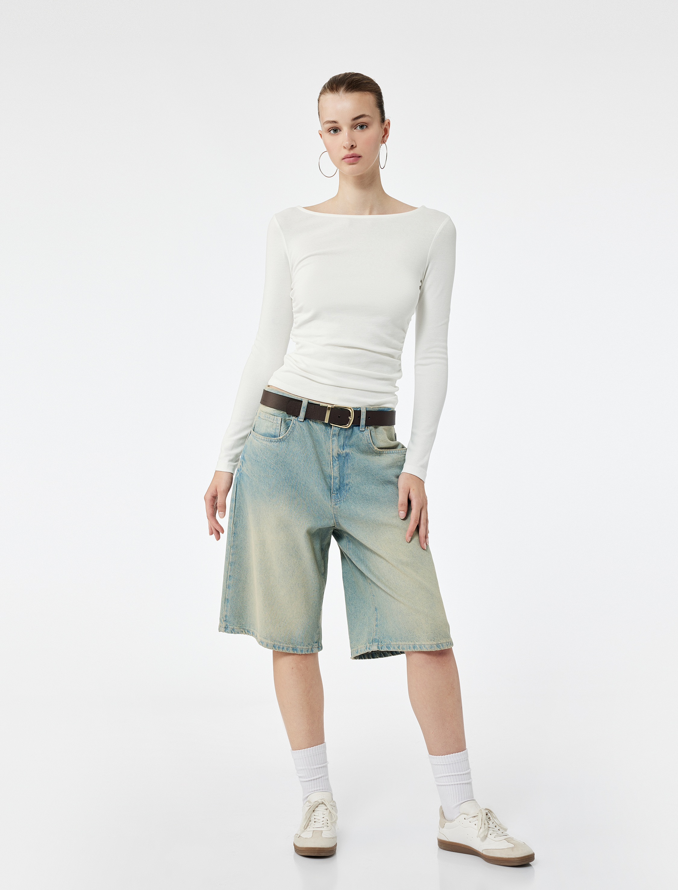   Pamuklu Slim Fit Kayık Yaka Drapeli Uzun Kollu Tişört