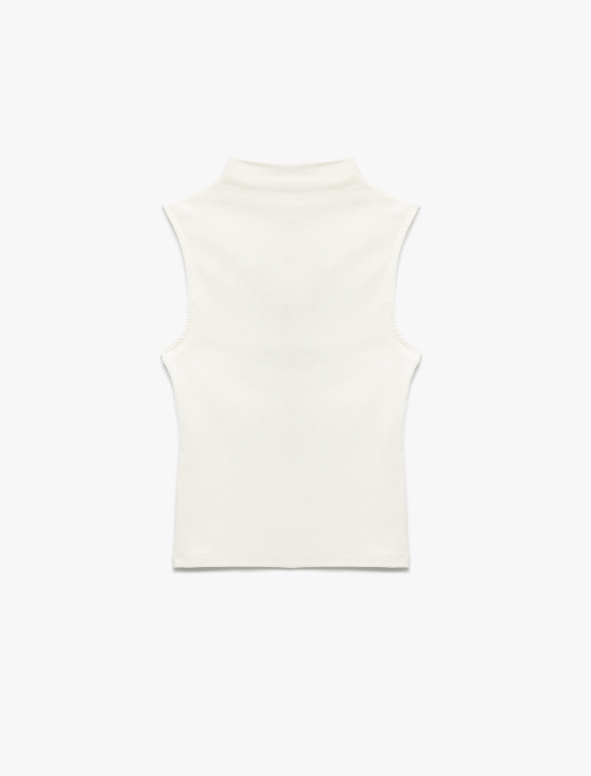   Basic Slim Fit Dik Yaka Modal Kolsuz Bluz