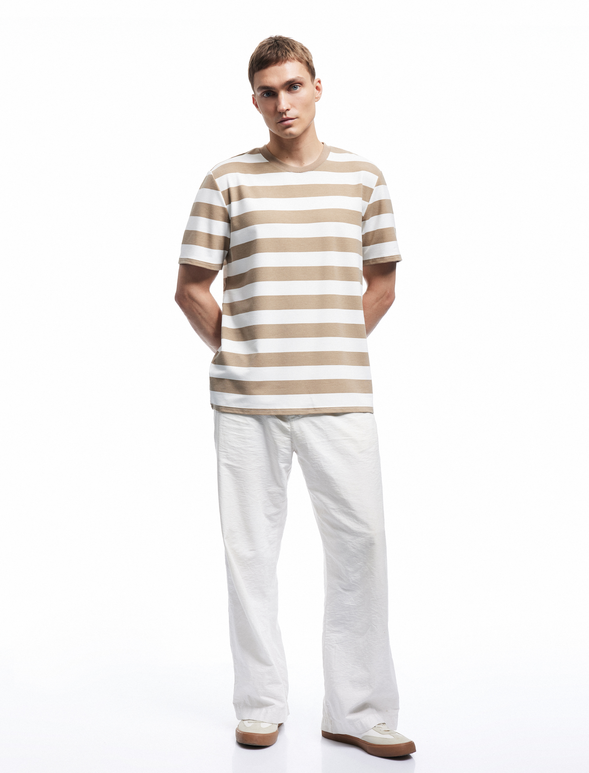   Regular Fit Kısa Kollu Tok Kumaş Çizgili Bisiklet Yaka Tişört