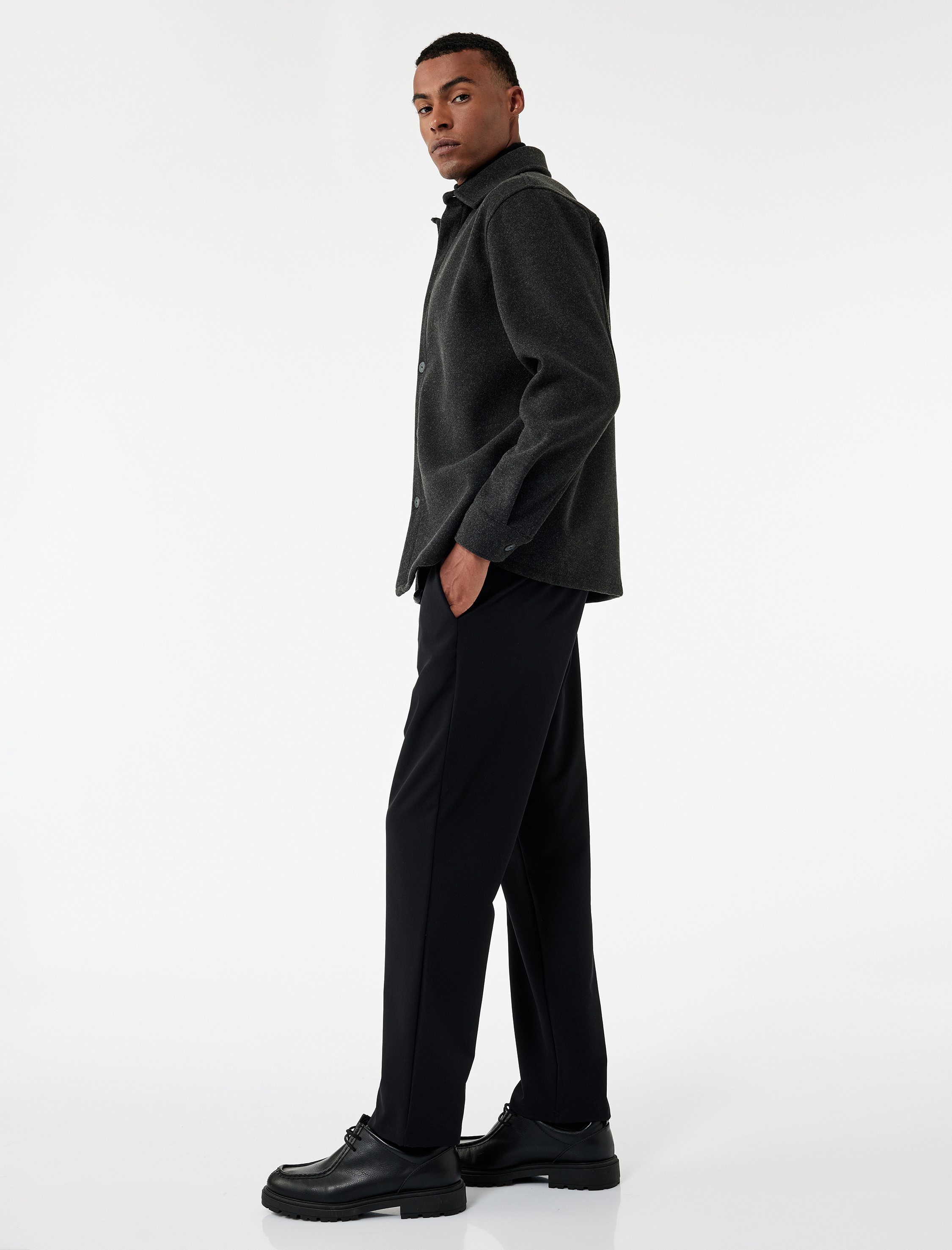   Slim Fit Cep Detaylı Düğmeli Non Iron Esnek Kumaş Pantolon