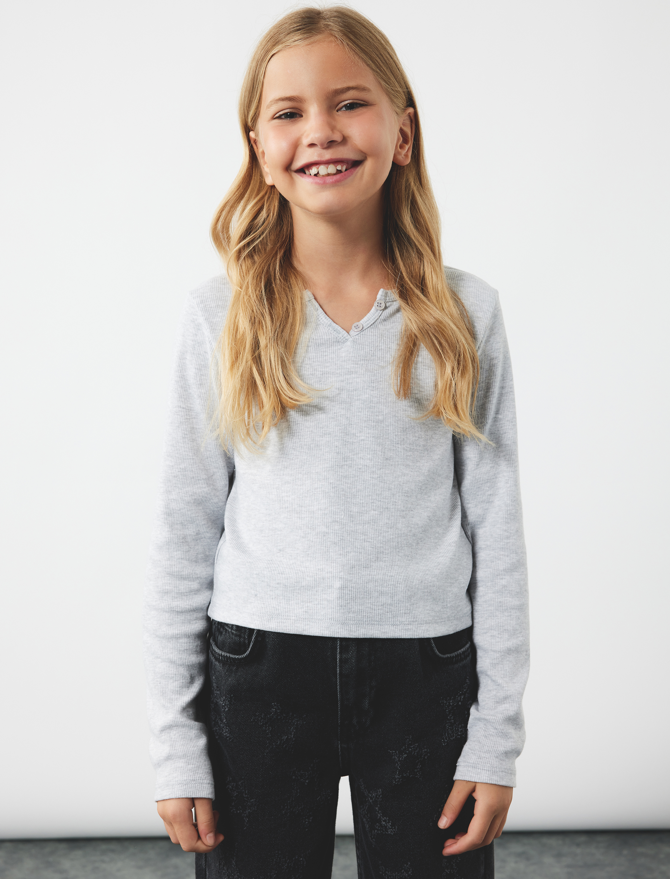  Kız Çocuk Düğme Detaylı Uzun Kollu V Yaka Basic Tişört