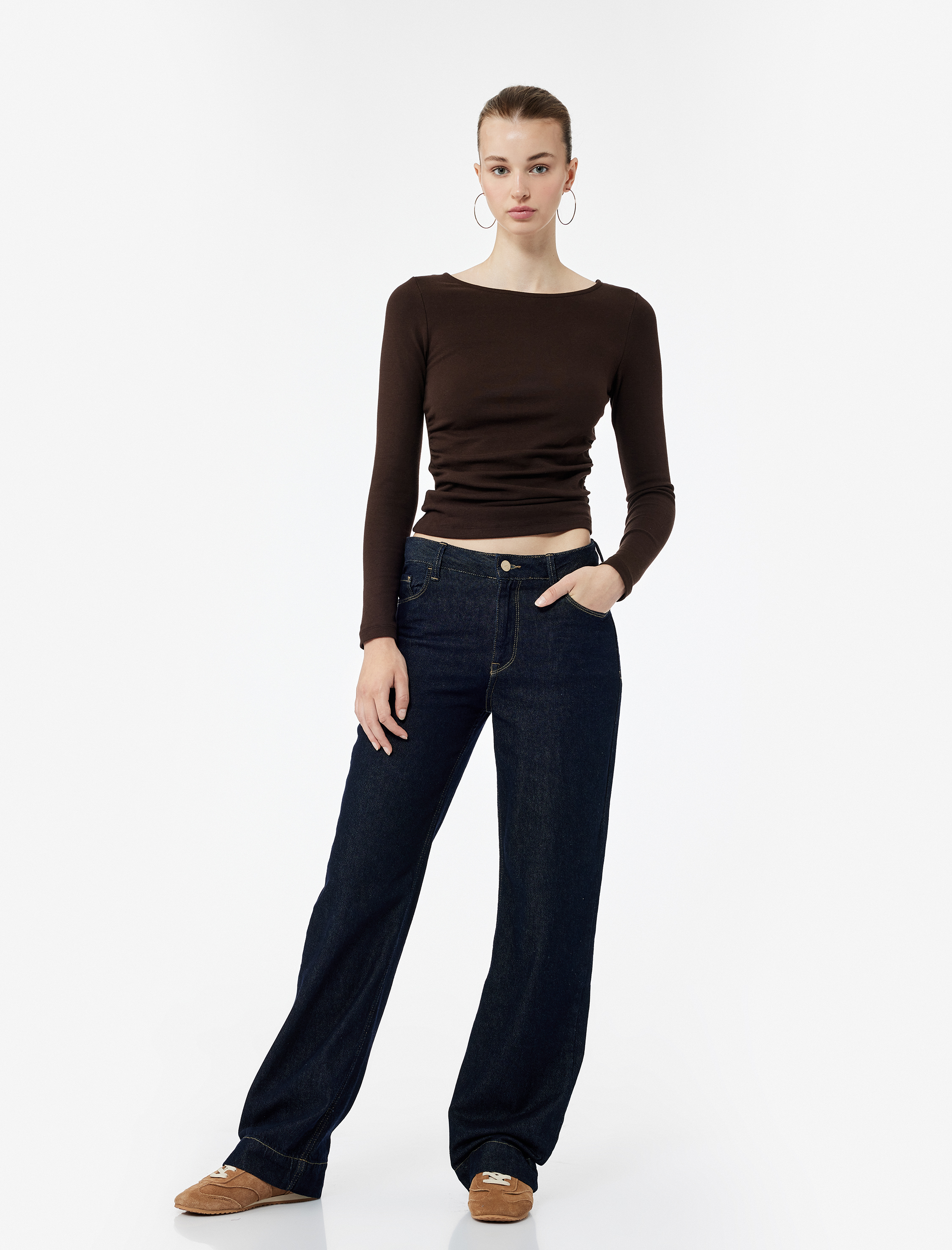   Pamuklu Slim Fit Kayık Yaka Drapeli Uzun Kollu Tişört