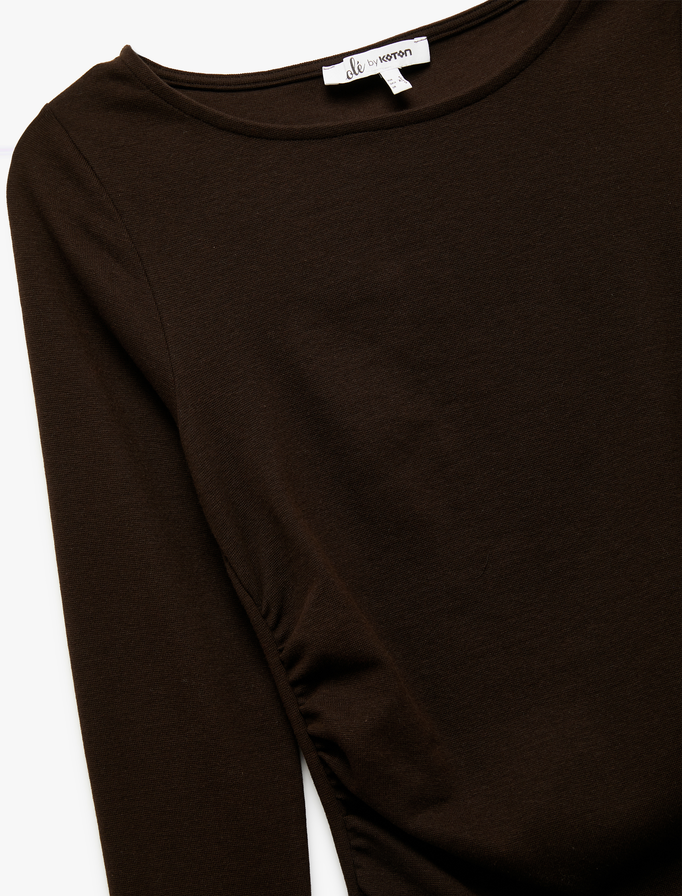   Pamuklu Slim Fit Kayık Yaka Drapeli Uzun Kollu Tişört