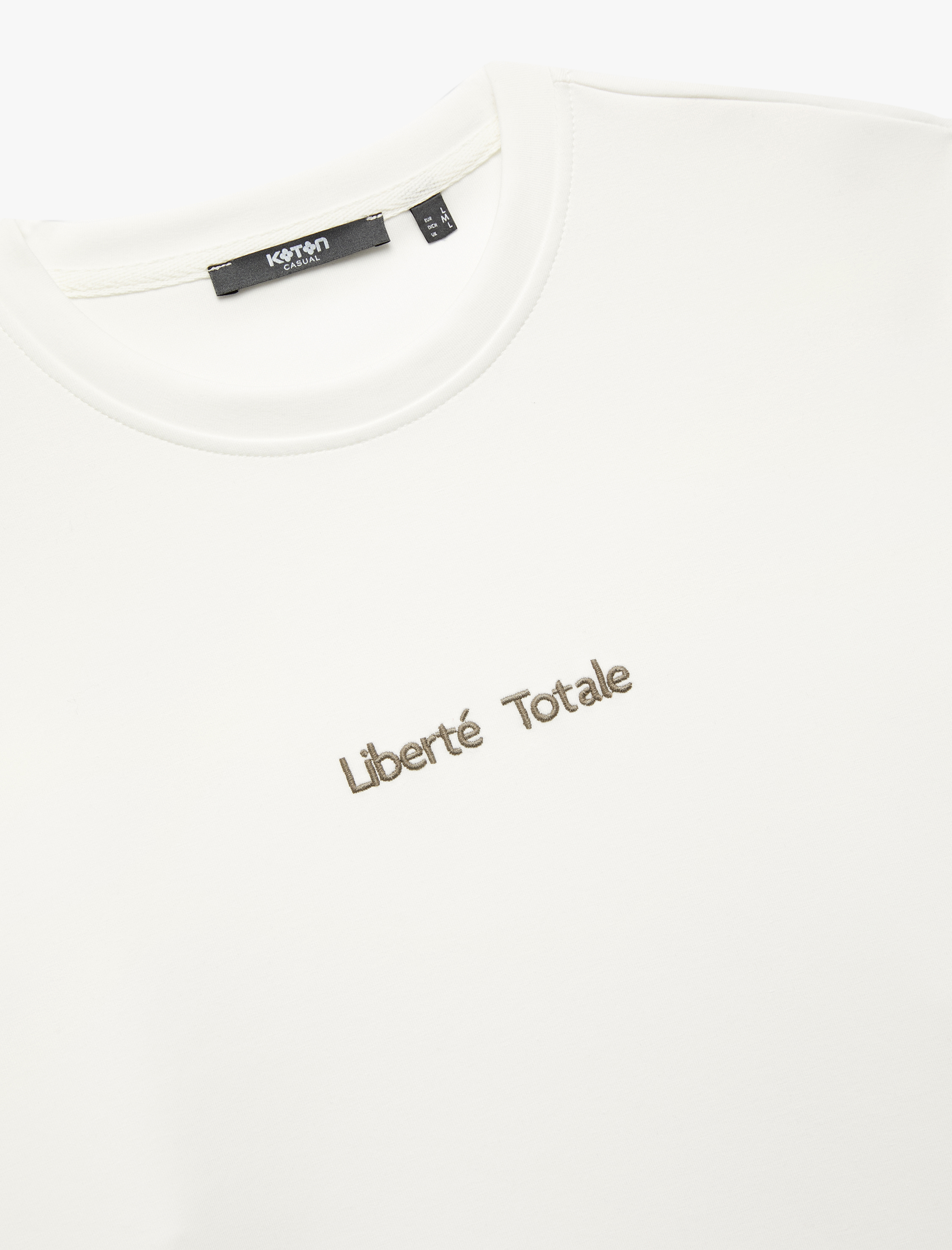   İşleme Detaylı Uzun Kollu Bisiklet Yaka Sweatshirt