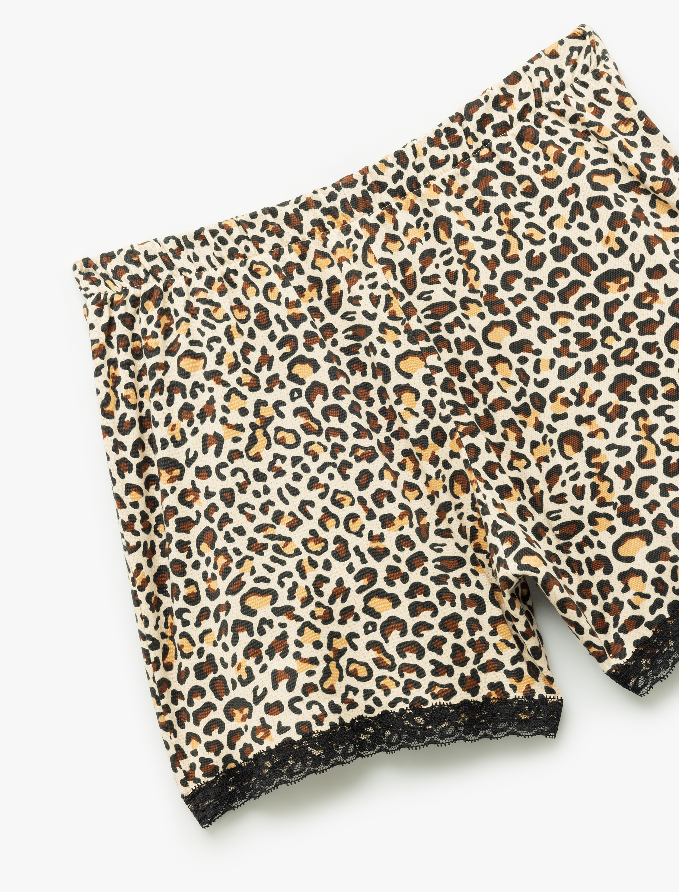   Dantel Detaylı Leopar Desenli Şort Pijama Altı