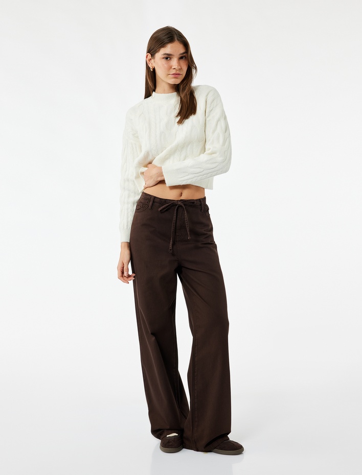  Bisiklet Yaka Saç Örgüsü Dokulu Triko Kazak