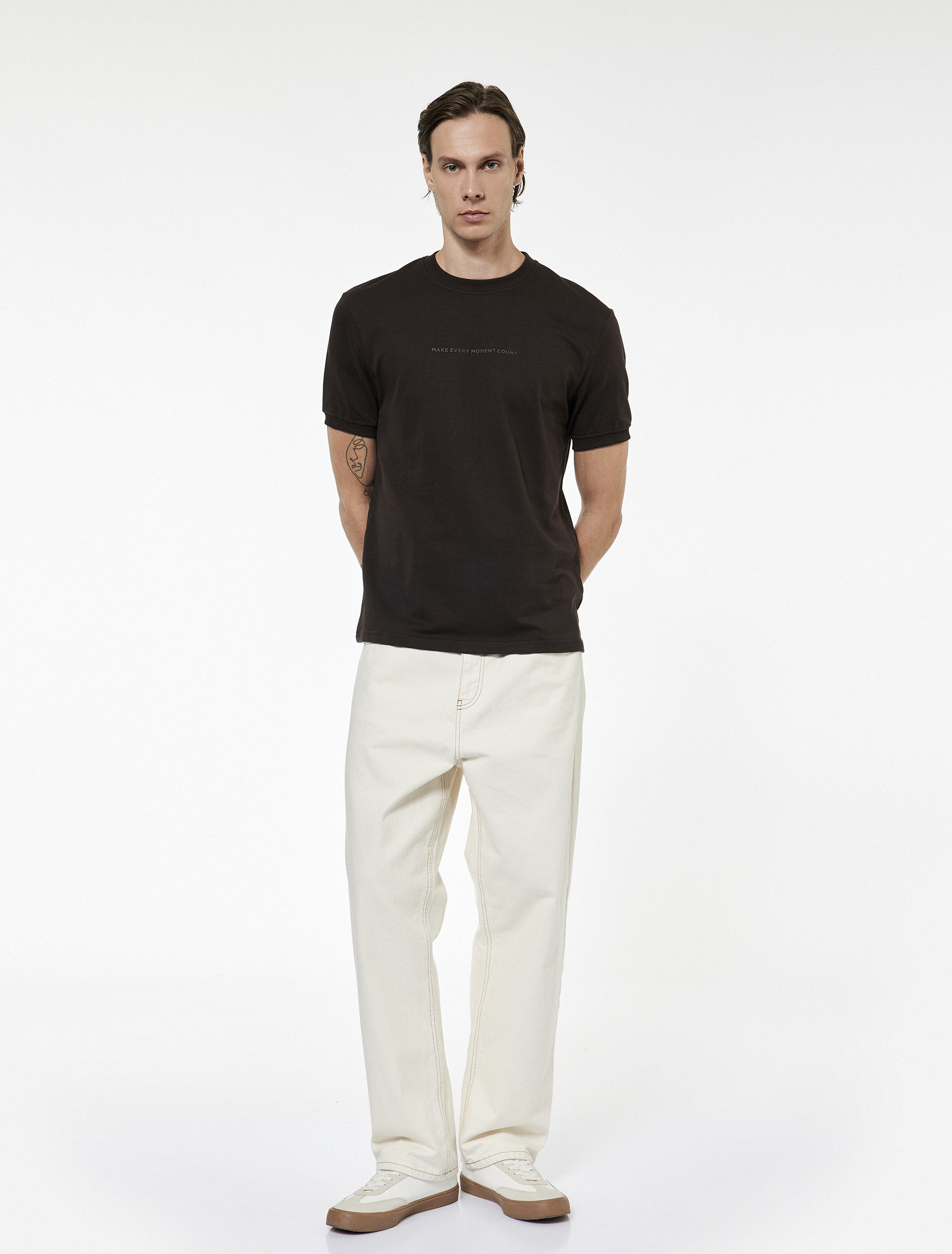   Regular Fit Kısa Kollu Bisiklet Yaka Tok Kumaş Pamuklu Baskılı Tişört